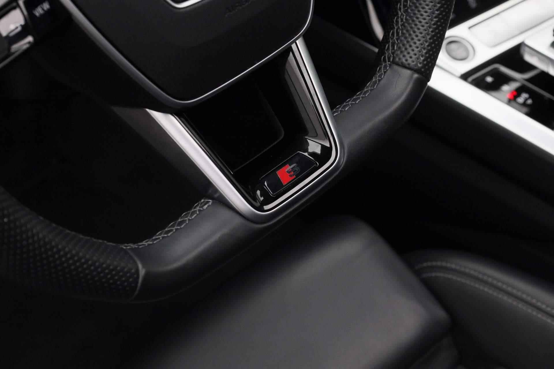 Audi e-tron 50 quattro S edition 71 kWh 313PK | Pano | Trekhaak | B&O | Valcona leer | Zwart optiek | Camera | 21 inch | Keyless - 32/49