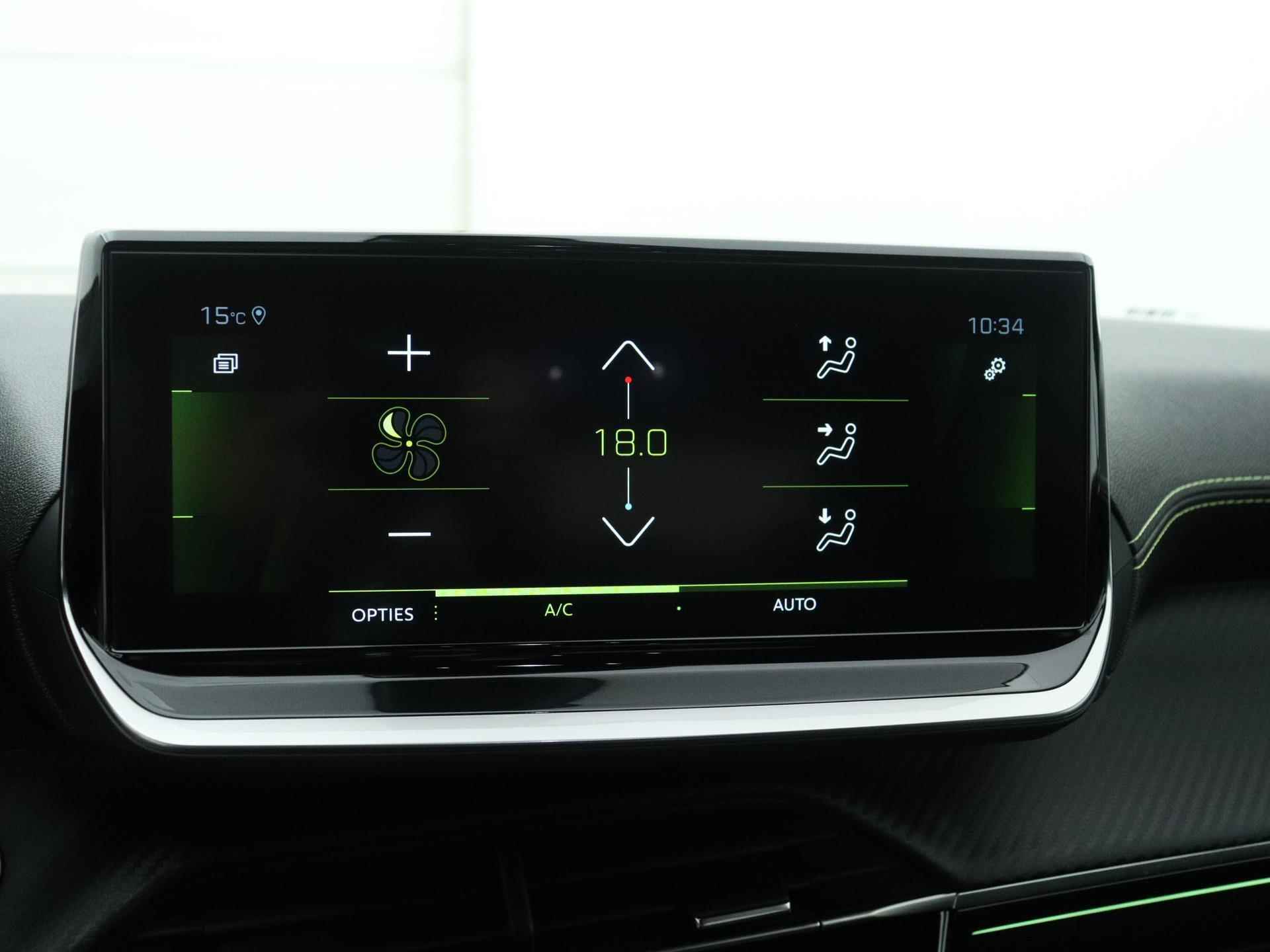 Peugeot 208 GT 100pk Automaat | Navigatie | Camera | Licht Metalen Velgen 17"| Sportstoelen | Parkeersensoren Voor/ Achter - 30/37