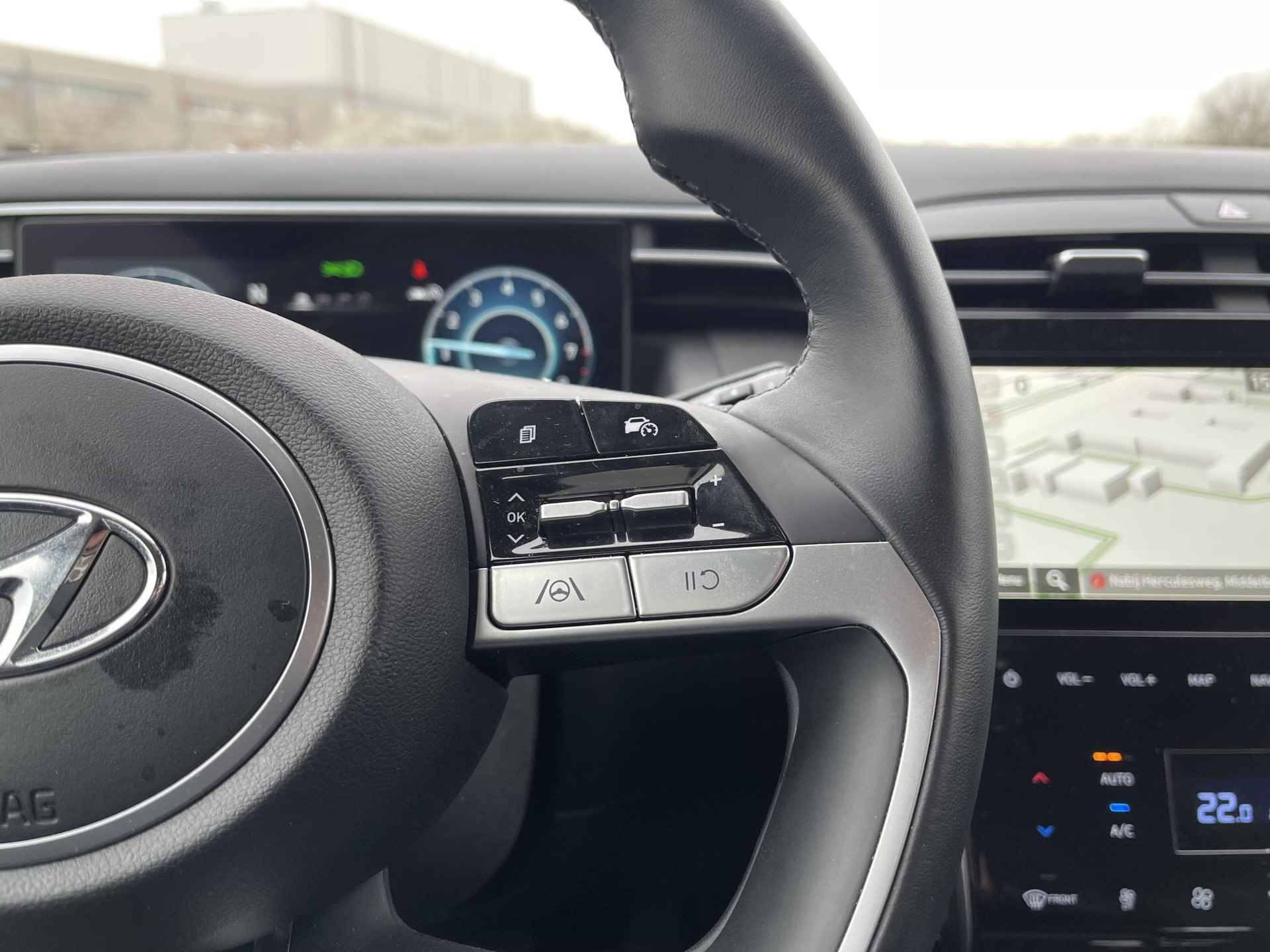 Hyundai Tucson 1.6 T-GDI MHEV Premium | Vol-Leder | Digitaal Instrumentenpaneel | Adapt. Cruise Control | Apple Carplay/Android Auto | Stoelverwarming | Dodehoek Detectie | 360° Camera | Rijklaarprijs! - 15/29
