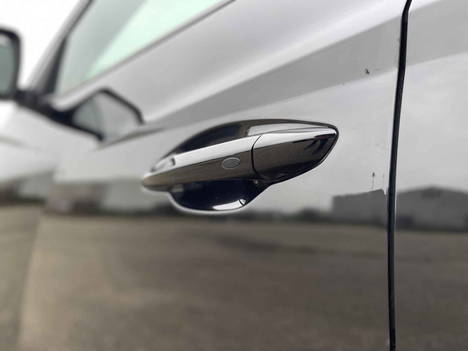 Hyundai Tucson 1.6 T-GDI MHEV Premium | Vol-Leder | Digitaal Instrumentenpaneel | Adapt. Cruise Control | Apple Carplay/Android Auto | Stoelverwarming | Dodehoek Detectie | 360° Camera | Rijklaarprijs! - 23/29
