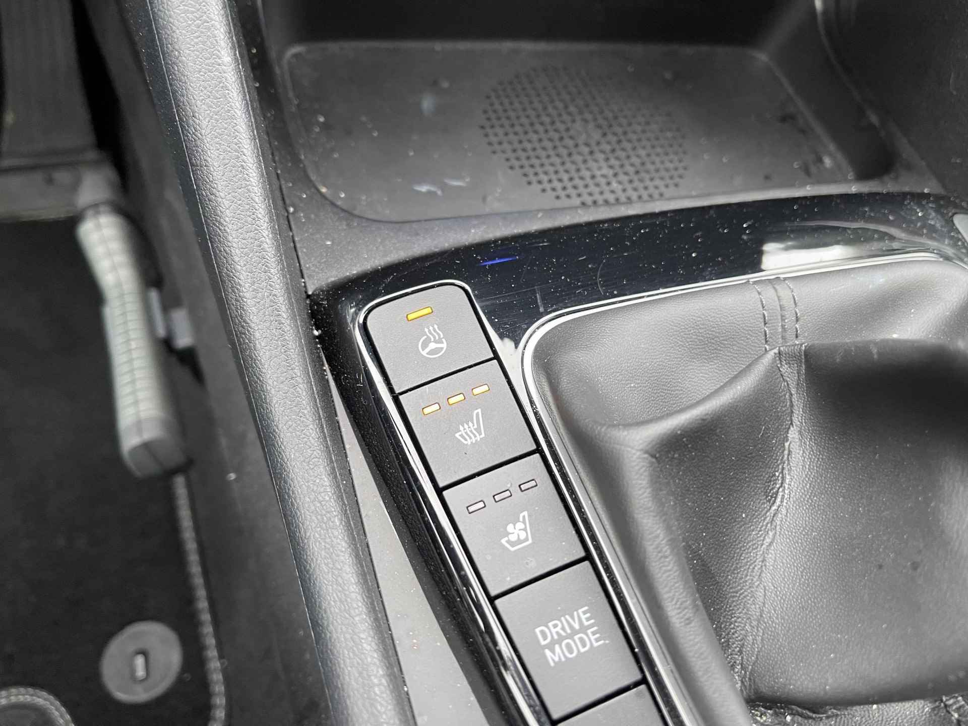 Hyundai Tucson 1.6 T-GDI MHEV Premium / PRIJS = RIJKLAAR! / Vol-Leder | Digitaal Instrumentenpaneel | Adapt. Cruise Control | Apple Carplay/Android Auto | Stoelverwarming | Dodehoek Detectie | 360° Camera - 26/29