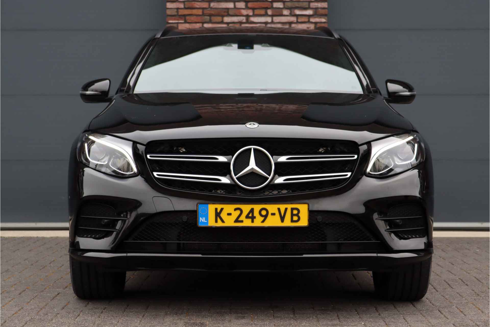 Mercedes-Benz GLC 250 d 4MATIC AMG Line Aut9 | Trekhaak | Head-up Display | Sfeerverlichting | Nightpakket | Camera | Cruise Control | Leder | Spoorassistent | - 16/38