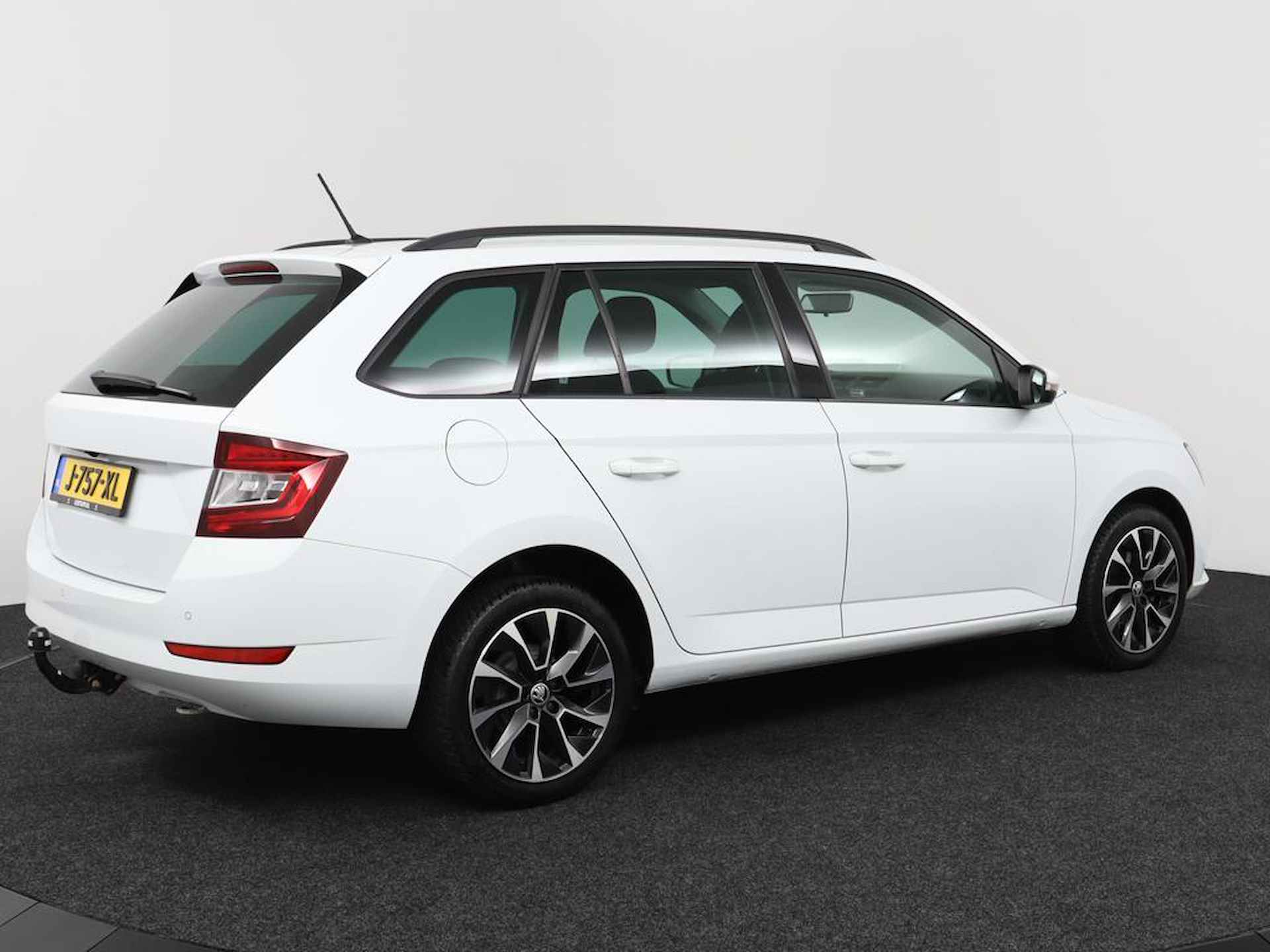 Skoda Fabia Combi 1.0 TSI 95Pk Business Edition - 2/37