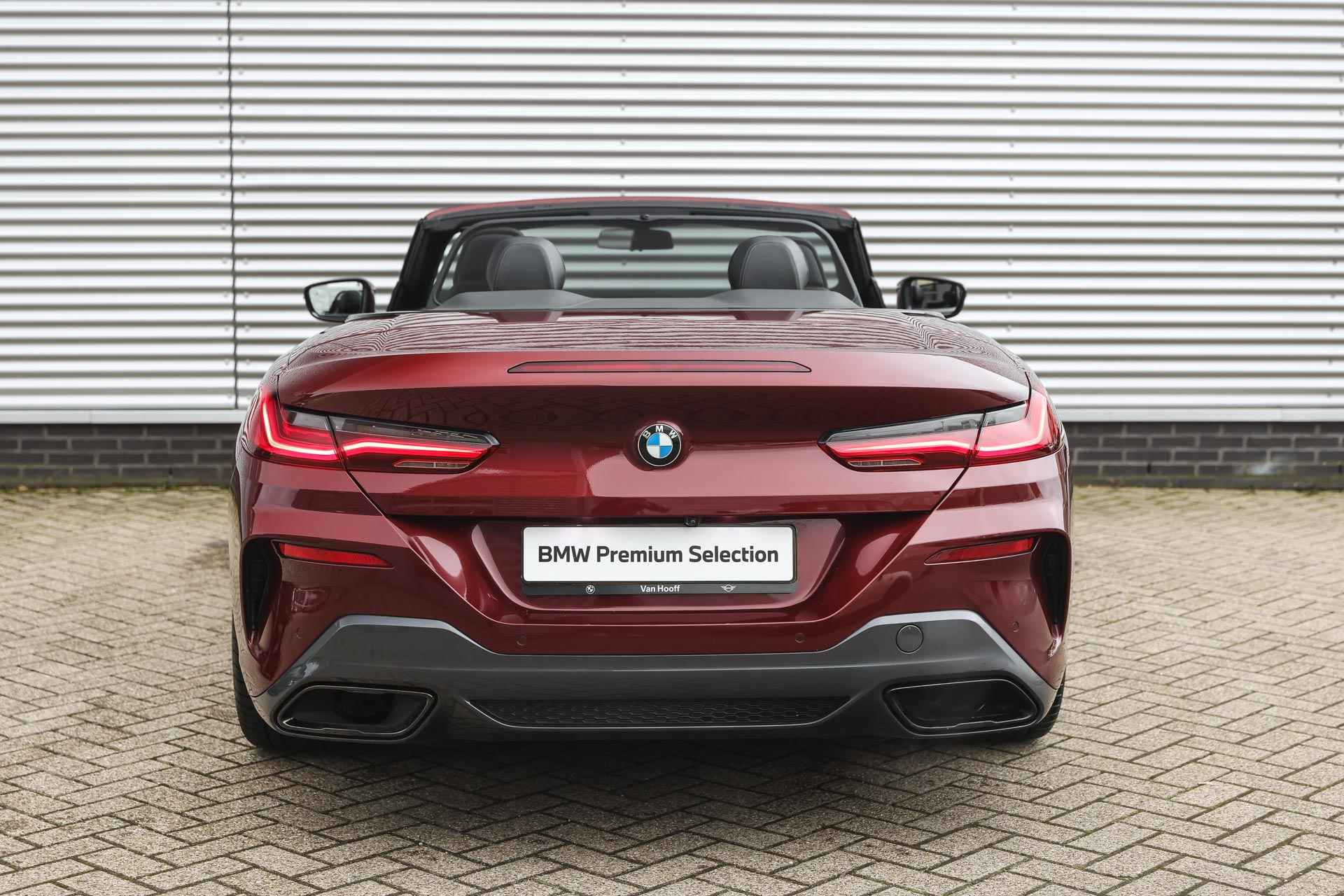 BMW 8 Serie 840i xDrive High Executive M Sport Automaat / Laserlight / Air Collar / Bowers & Wilkins / Parking Assistant Plus / Soft Close / Multifunctionele Stoelen / Active Steering - 23/44