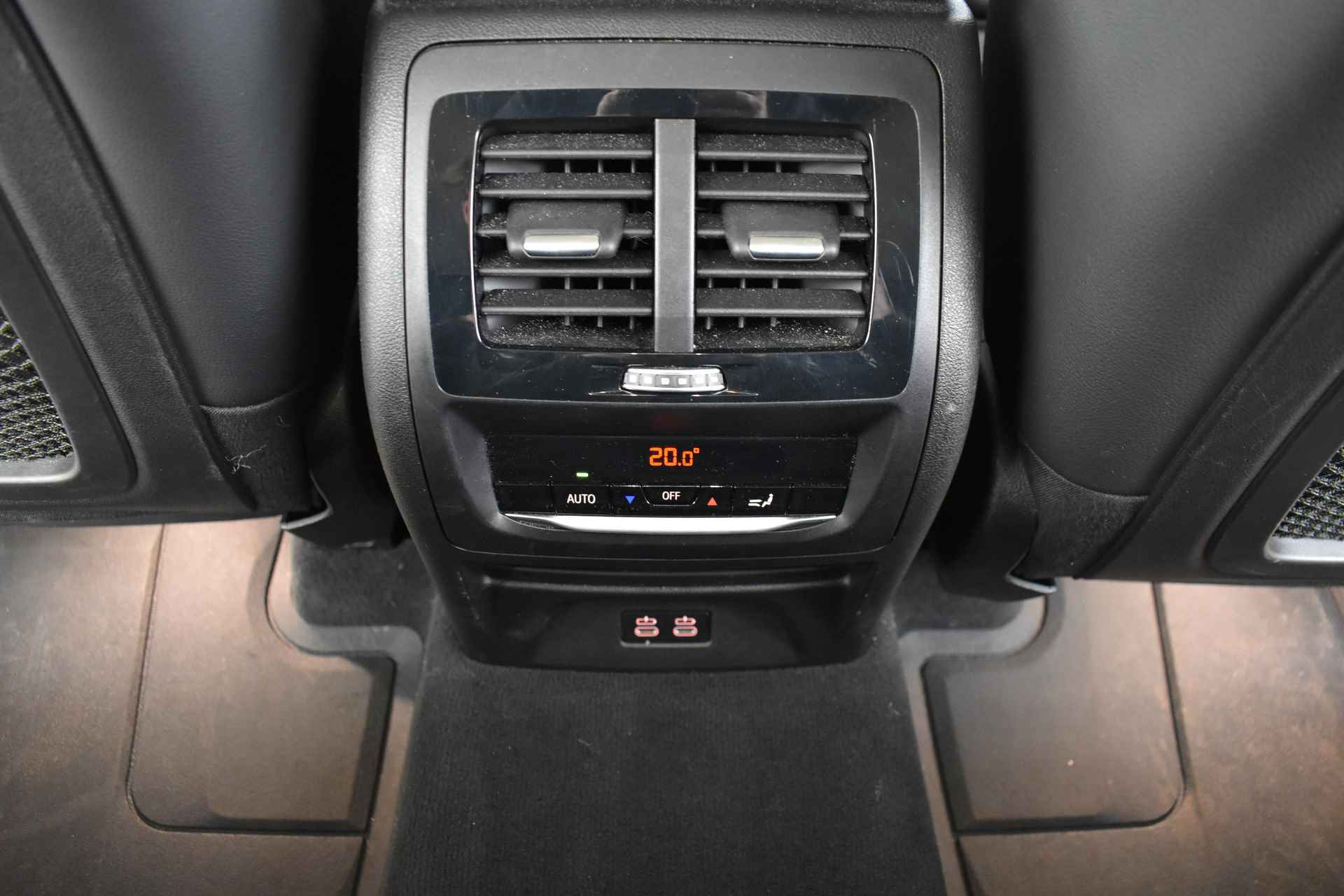 BMW X3 xDrive30e Executive xLine Automaat / Trekhaak / Sportstoelen / LED / Gesture Control / Live Cockpit Professional / Stoelverwarming - 19/48