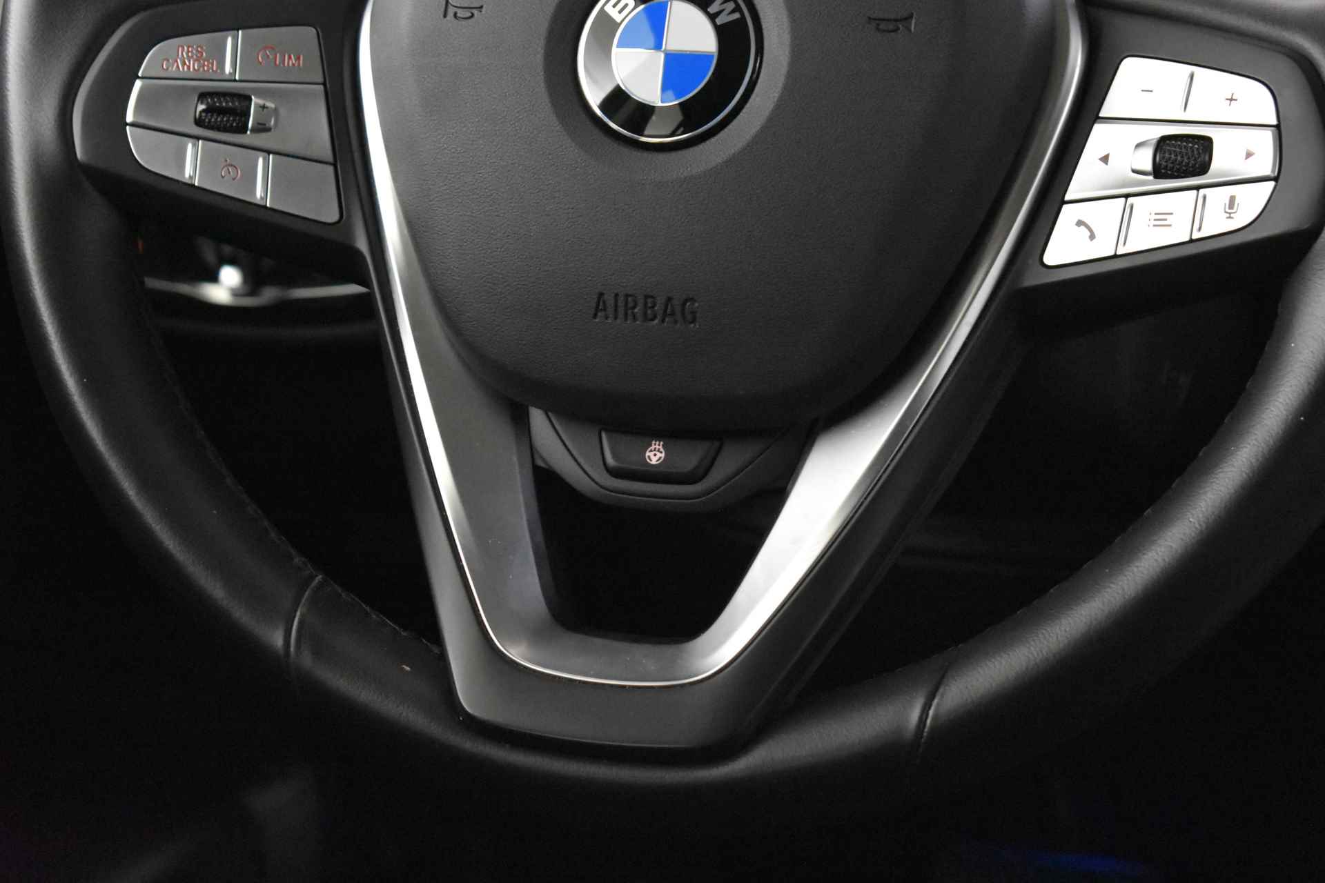 BMW X3 xDrive30e Executive xLine Automaat / Trekhaak / Sportstoelen / LED / Gesture Control / Live Cockpit Professional / Stoelverwarming - 23/48