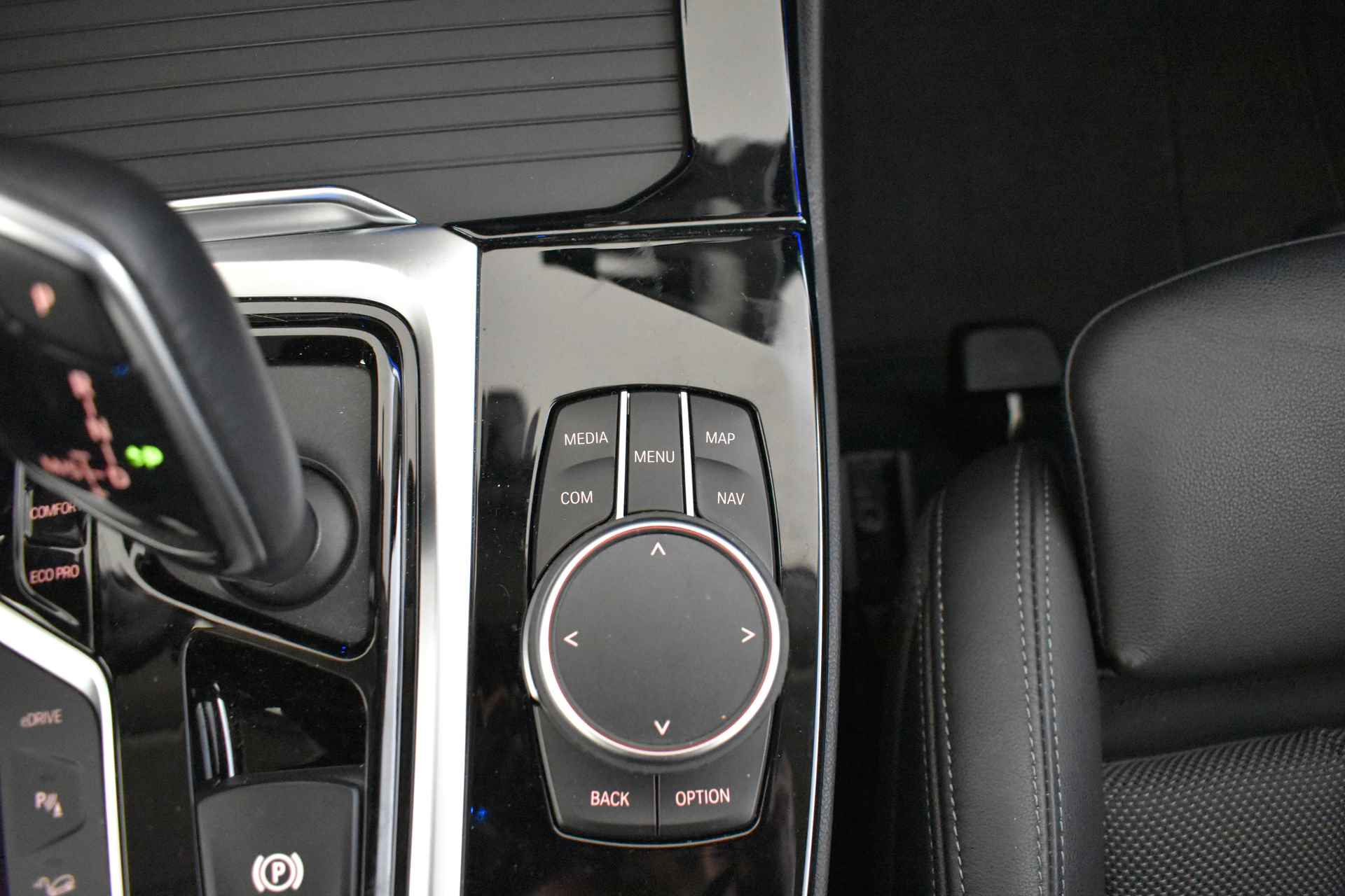 BMW X3 xDrive30e Executive xLine Automaat / Trekhaak / Sportstoelen / LED / Gesture Control / Live Cockpit Professional / Stoelverwarming - 31/48
