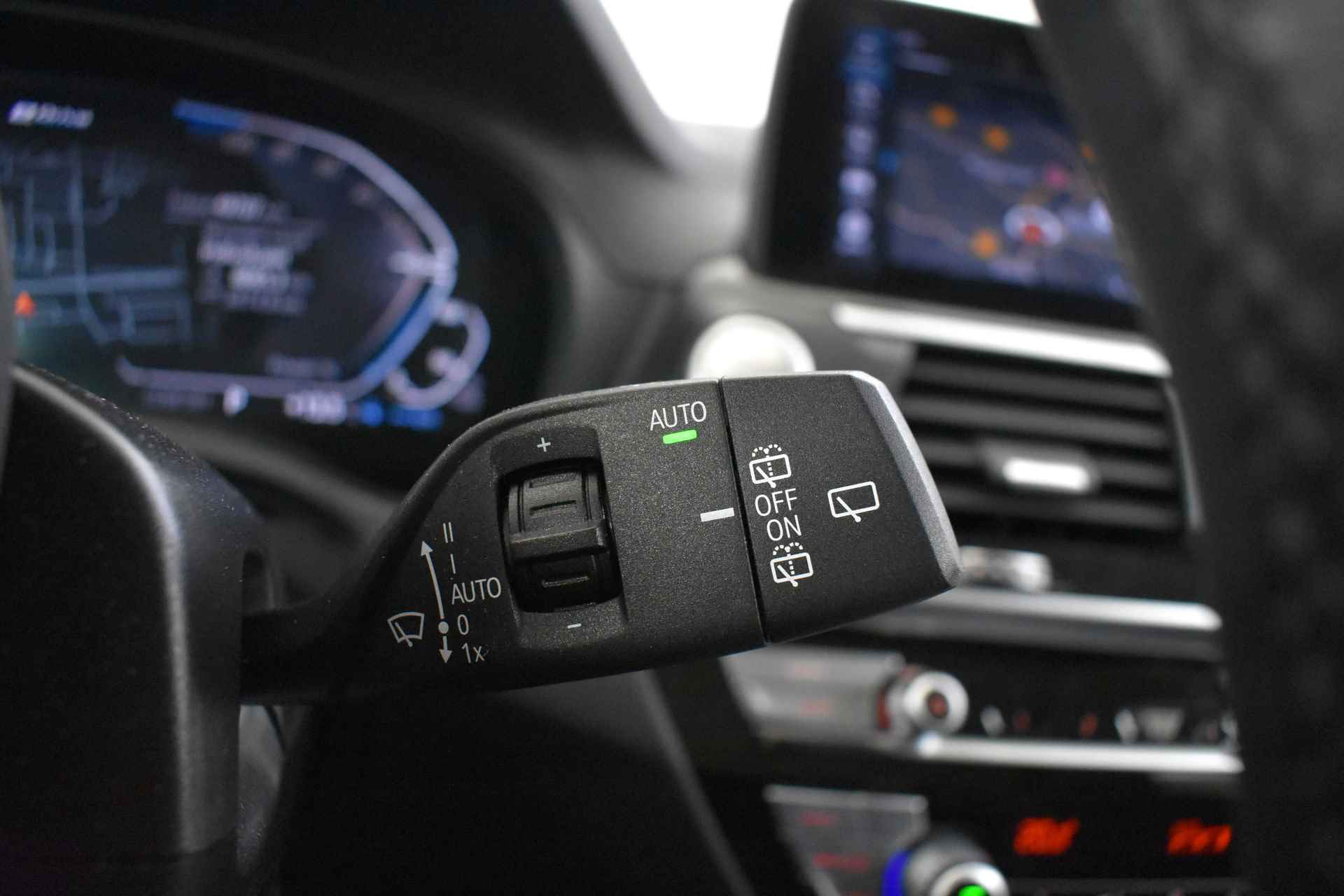 BMW X3 xDrive30e Executive xLine Automaat / Trekhaak / Sportstoelen / LED / Gesture Control / Live Cockpit Professional / Stoelverwarming - 36/48