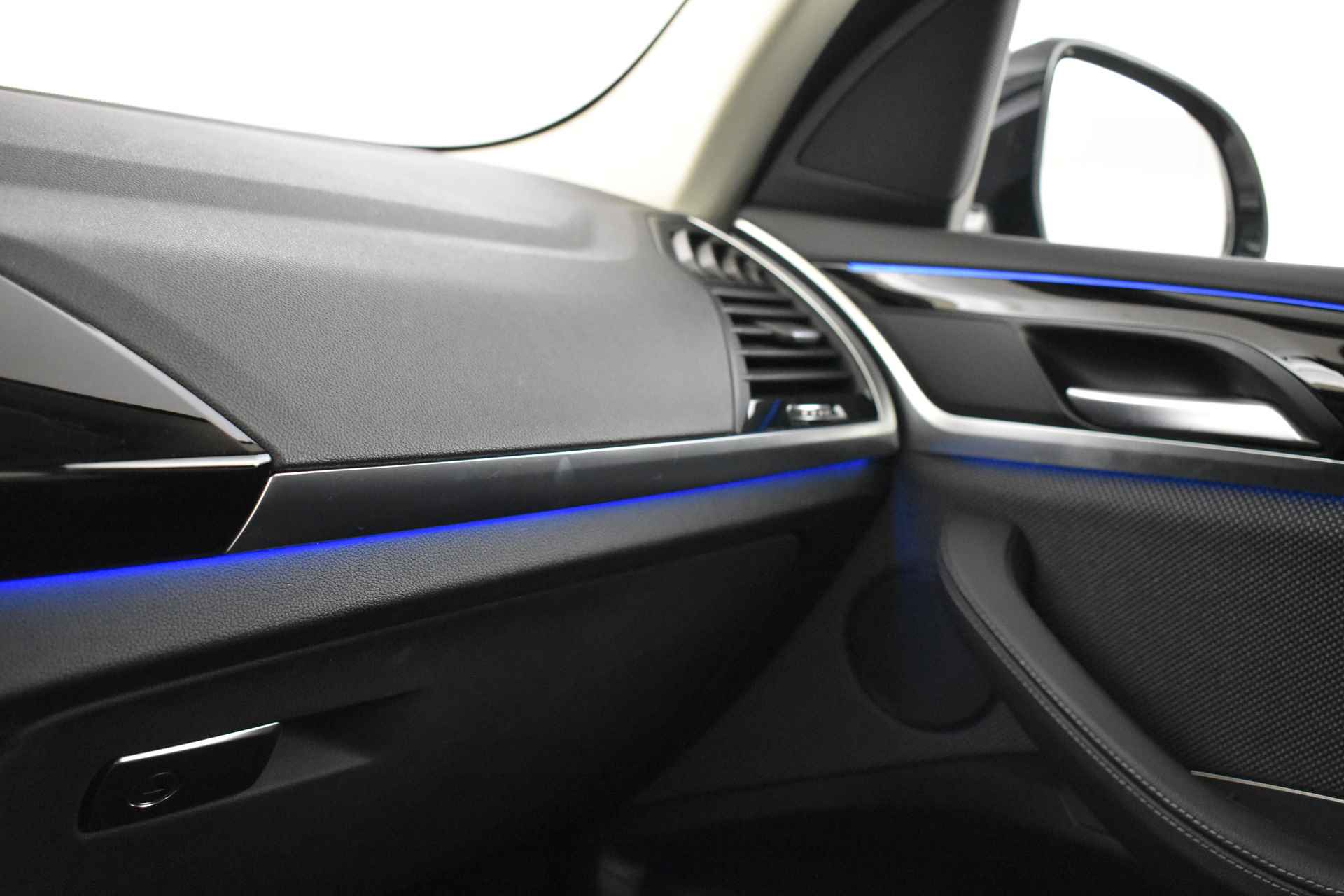 BMW X3 xDrive30e Executive xLine Automaat / Trekhaak / Sportstoelen / LED / Gesture Control / Live Cockpit Professional / Stoelverwarming - 44/48