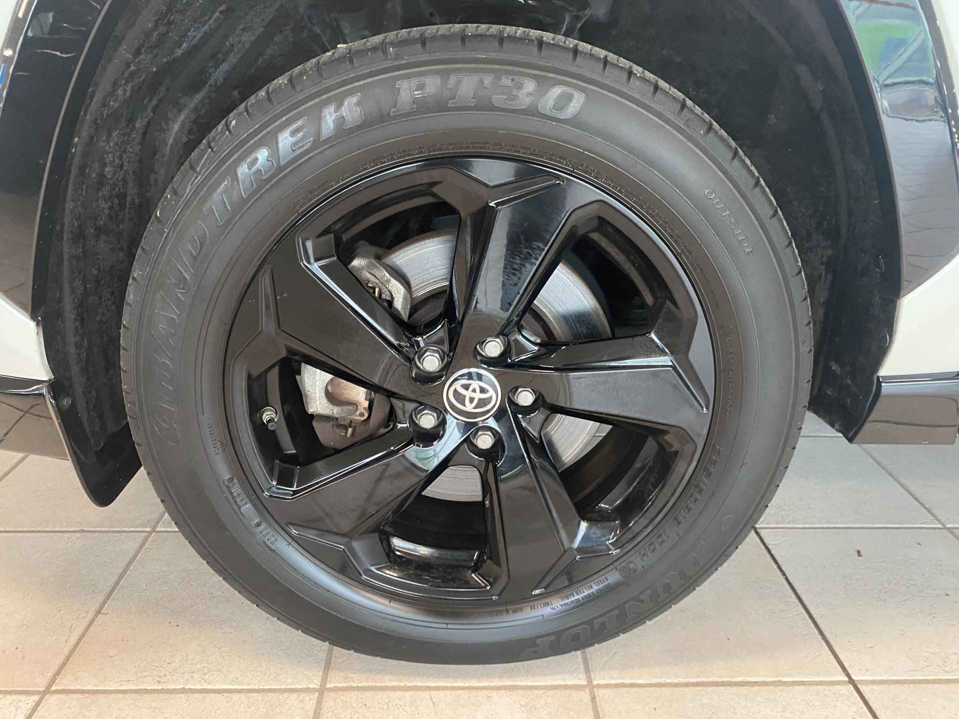 Toyota RAV4 2.5 Hybrid Bi-Tone - 11/34