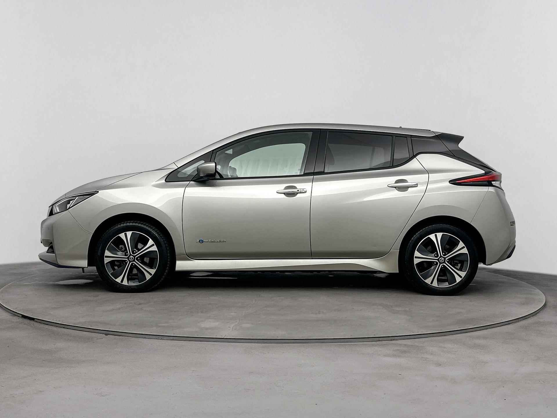 Nissan LEAF 3.Zero Limited Edition 62 kWh - 2/26