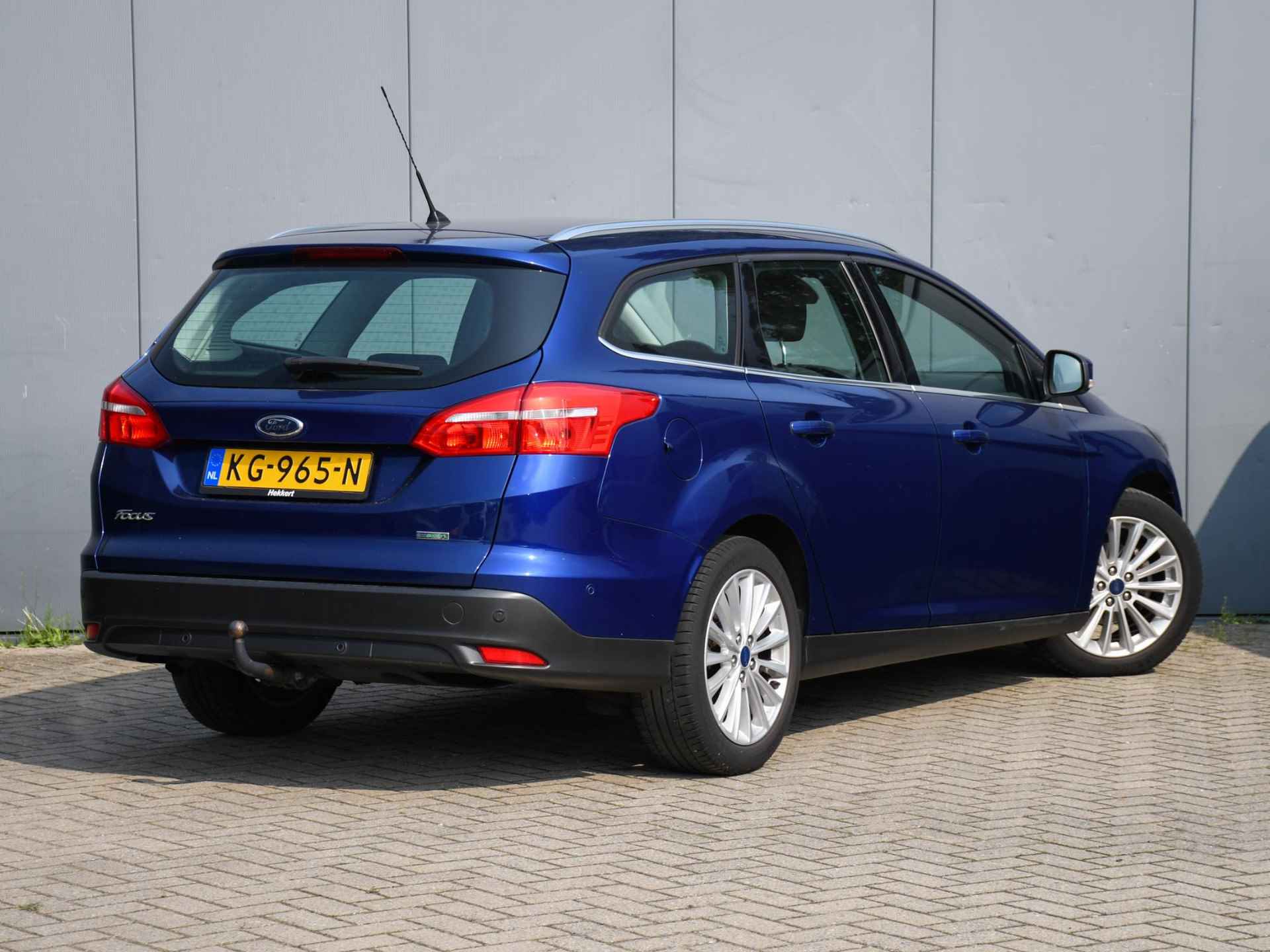 Ford Focus Wagon Titanium 1.0 125pk PDC | 17''LM | CRUISE.C | NAVI | AUTOM. INPARKEREN | QUICK CLEAR | KEYLESS - 4/35