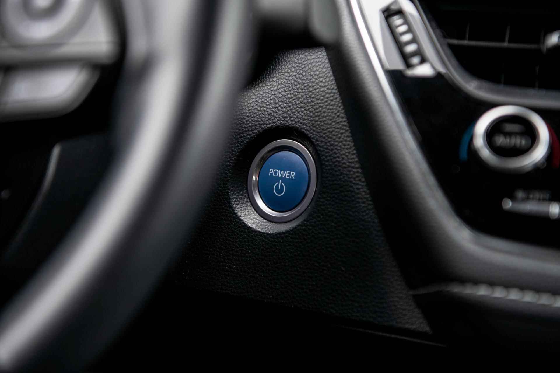 Toyota Corolla 1.8 98pk Hybrid Dynamic | Automaat | Adaptieve Cruise Control | Airco/Clima | Camera | Navi | 17" LM Velgen - 21/48