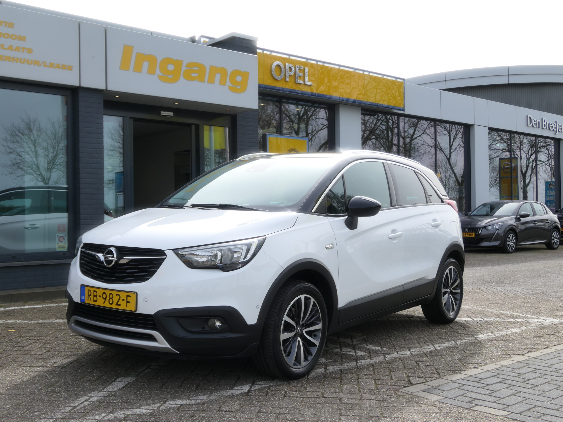 Opel Crossland X 1.2 Turbo Innovation | Navigatie | HUD | AGR | 17'' LMV bij viaBOVAG.nl