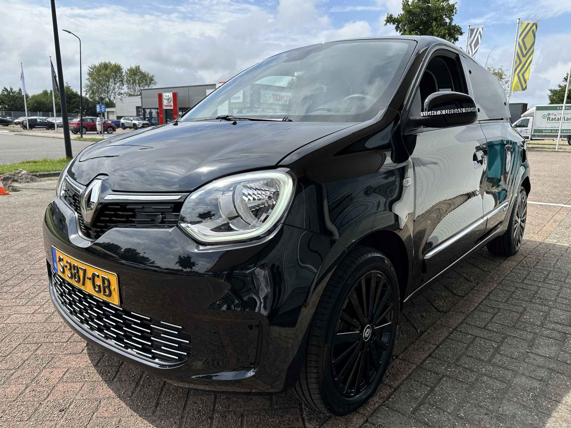 Renault Twingo Z.E. R80 E-Tech Série Limitée Urban Night 22 kWh | stoelverwarming | camera | navigatie | koopaccu | nog Eur 2.000 subsidie mogelijk!  | tijdelijk gratis Top Afleverpakket twv Eur 695 - 4/45