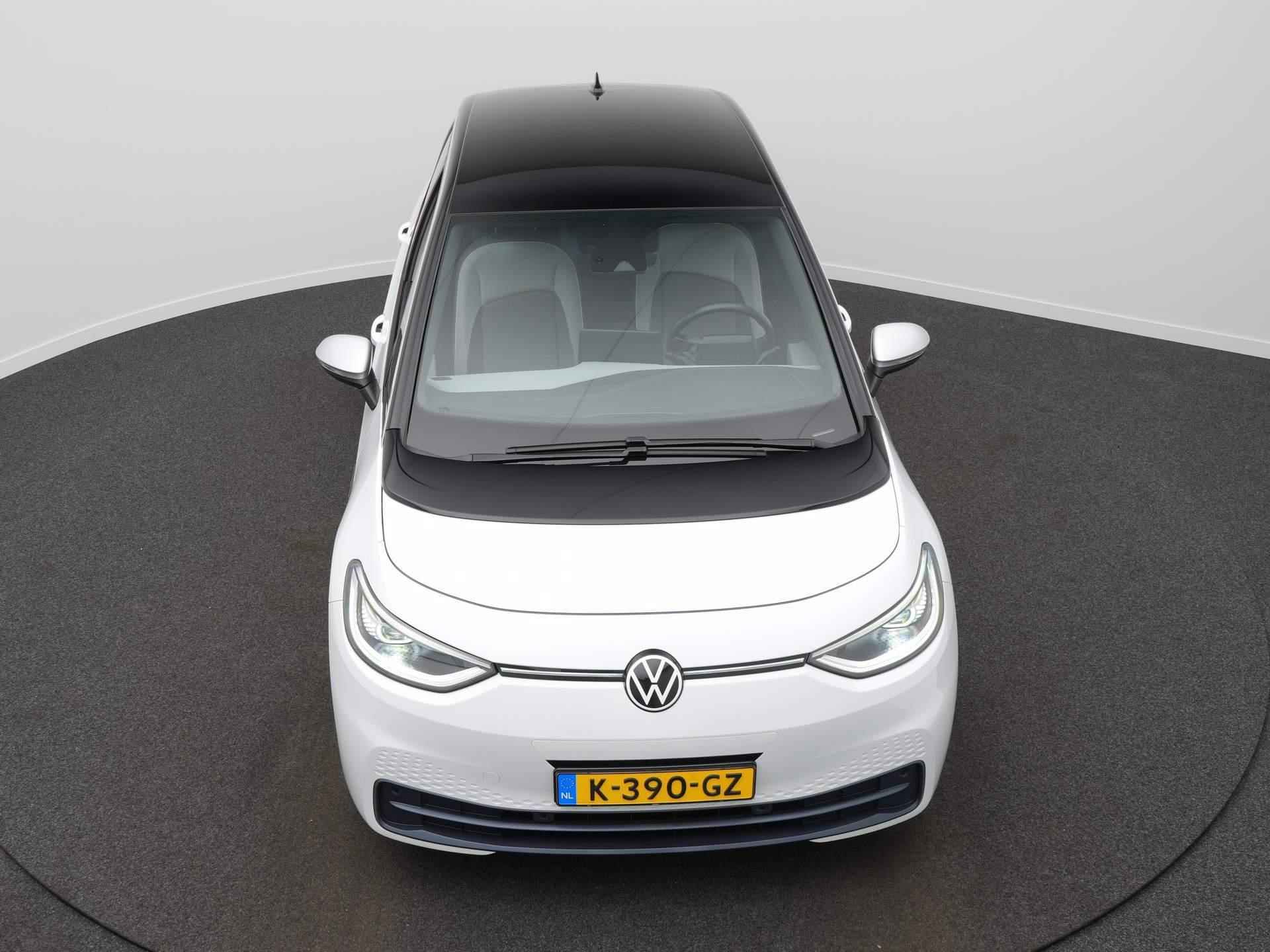 Volkswagen ID.3 First 58 kWh / Adap. Cruise / Navi / Camera - 11/46