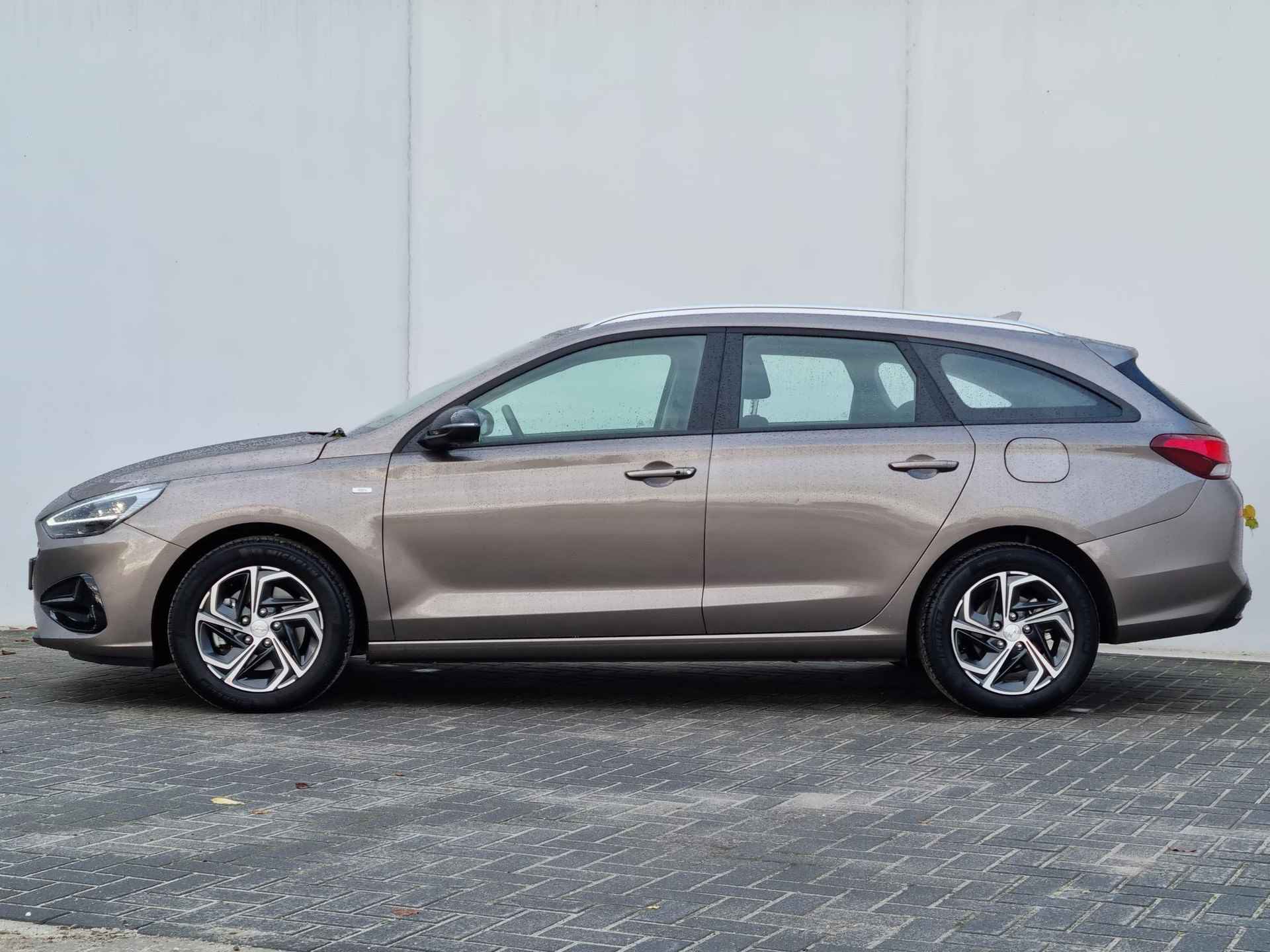 Hyundai i30 Wagon 1.0 T-GDi MHEV Comfort Smart Automaat / Private Lease Vanaf €629,- / Navigatie / Android Auto/Apple Carplay - 14/41