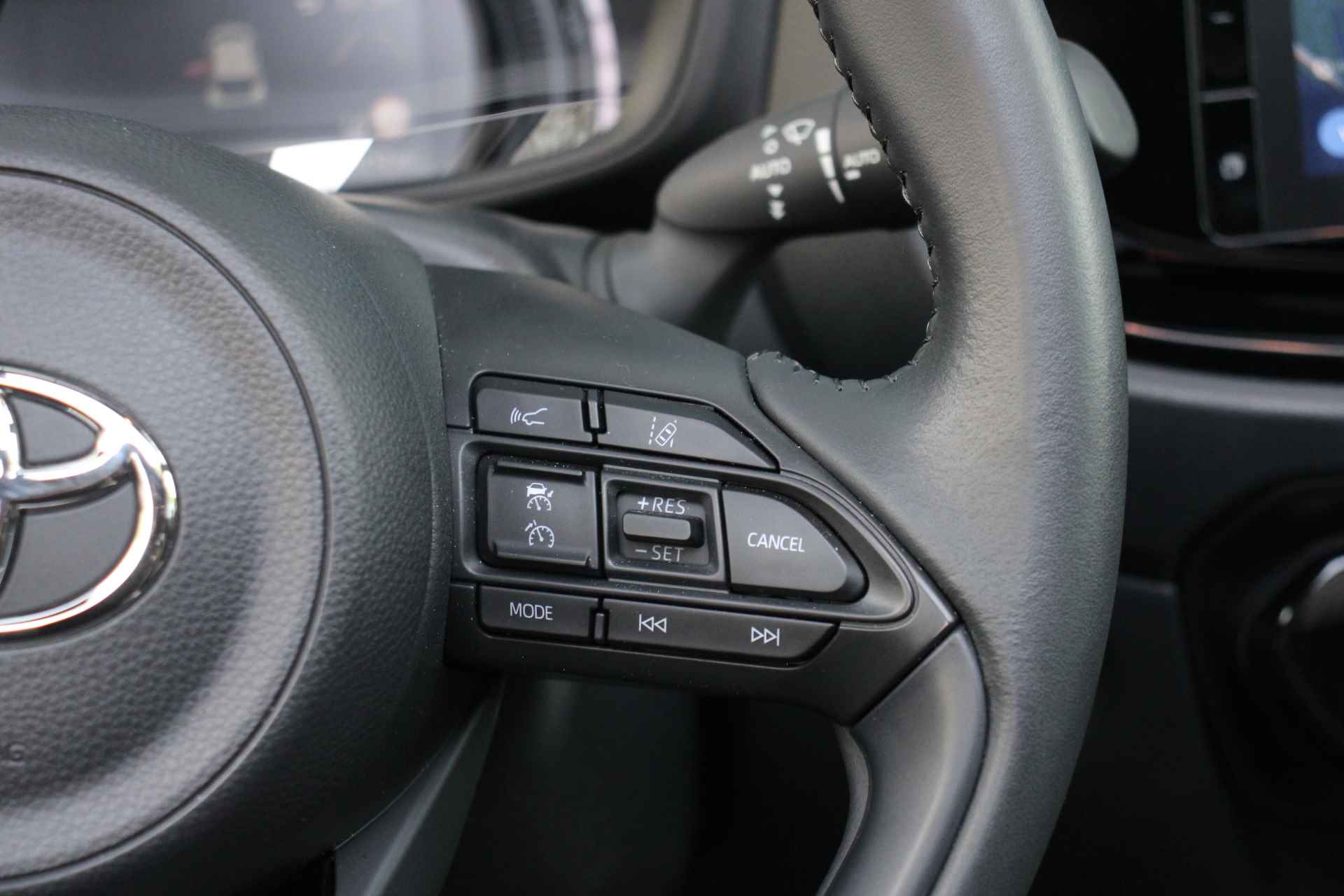 Toyota Aygo X 1.0 VVT-i MT Premium CabrioTop - 20/25