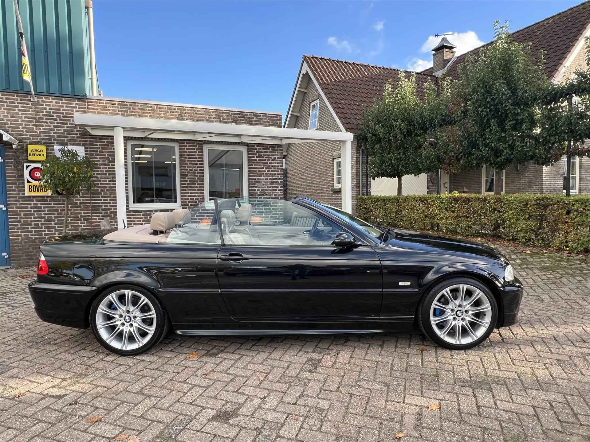 BMW 3-Serie Cabrio 330i AUT, M-pakket, Leder, Zeer mooi en origineel - 3/29