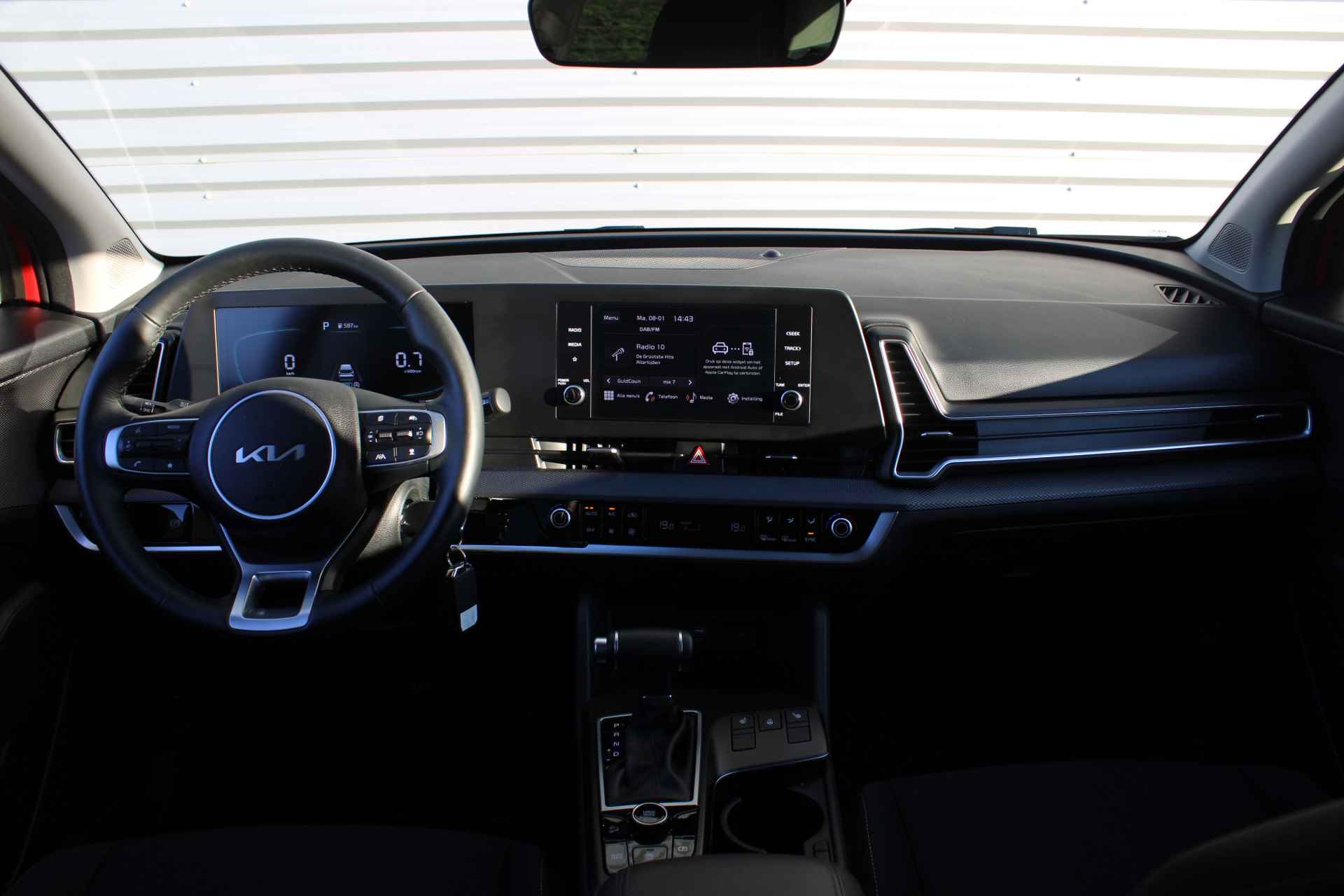 Kia Sportage 1.6 T-GDi MHEV DynamicLine | Airco | Cruise | Camera | 17" LM | Stuurwiel verwarmd | Apple Carplay | Android auto | - 9/30