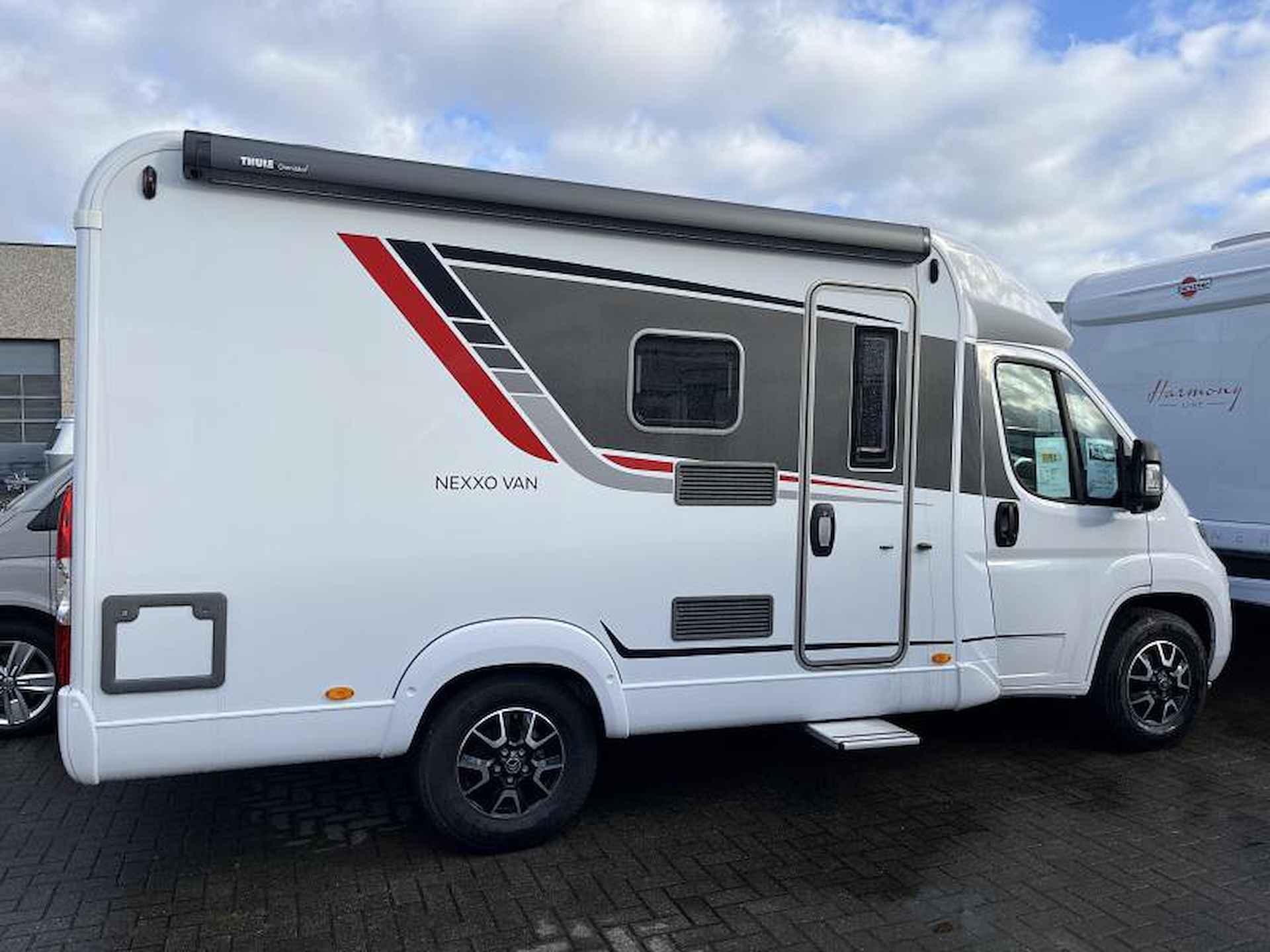 Bürstner Nexxo Van 569 T Compact/Supersale - 4/14