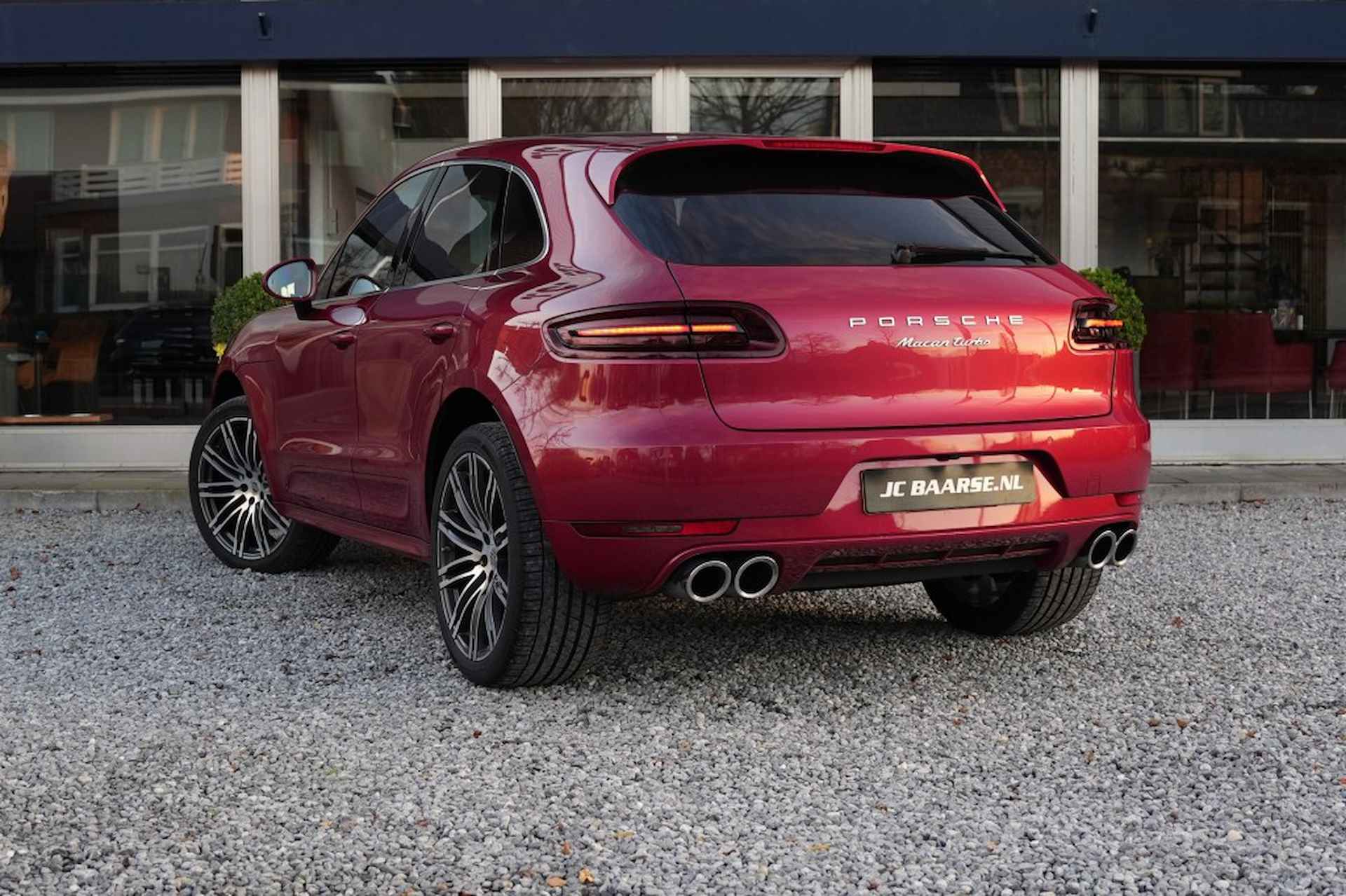 PORSCHE Macan 3.6 TURBO - 7/56