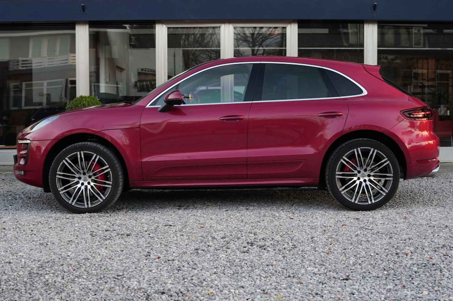 PORSCHE Macan 3.6 TURBO - 8/56