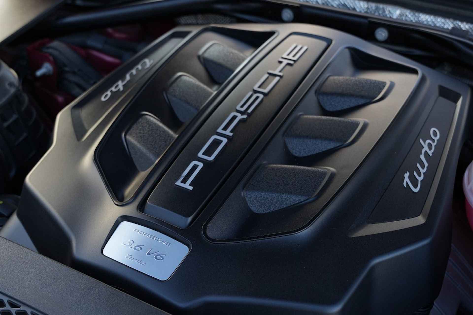 PORSCHE Macan 3.6 TURBO - 10/56