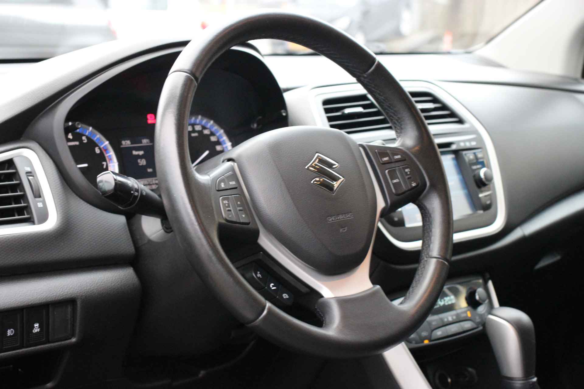 Suzuki S-Cross Sx4 1.6 Exclusive Automaat | Trekhaak | Clima | Cruise | Navi - 25/31