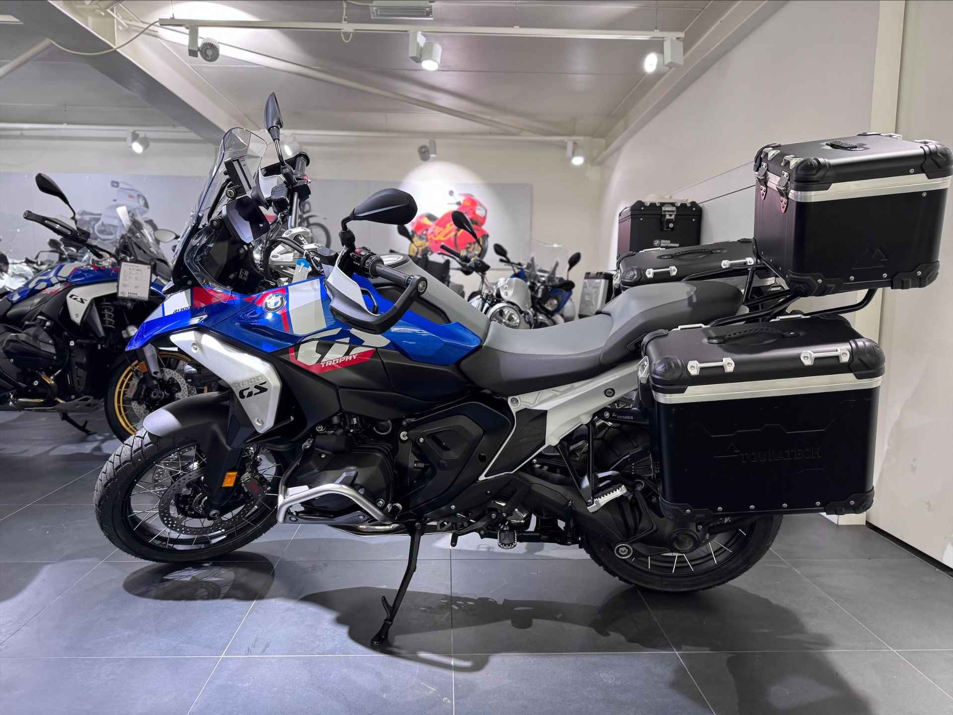 BMW R 1300 GS Trophy - 2/11