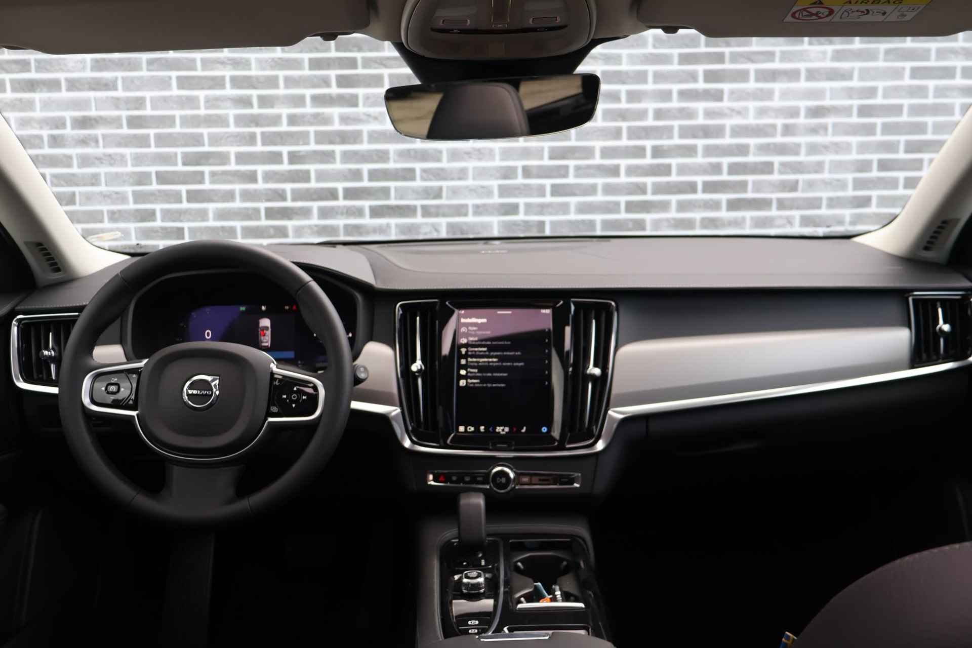 Volvo V90 2.0 T6 Recharge AWD Ultra Bright | Schuif-/-kanteldak | Elektr. verstelbare stoelen | Parkeerverwarming | Head-up display | Harman Kardon | - 21/28