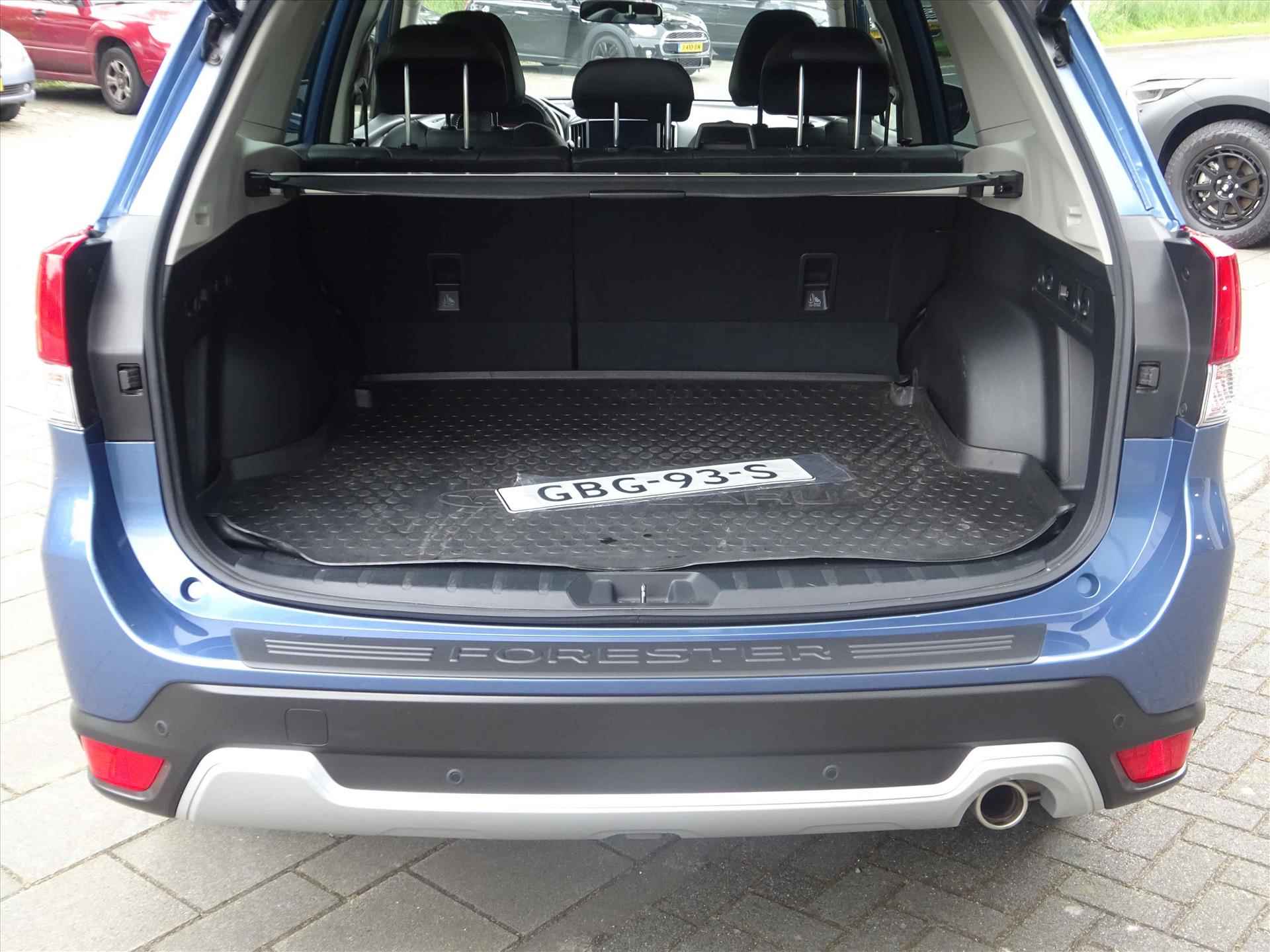 Subaru Forester 2.0i e-BOXER 150pk CVT First Edition | Navi | Afn. Trekh. | Pano | 1e Eigenaar. - 13/52