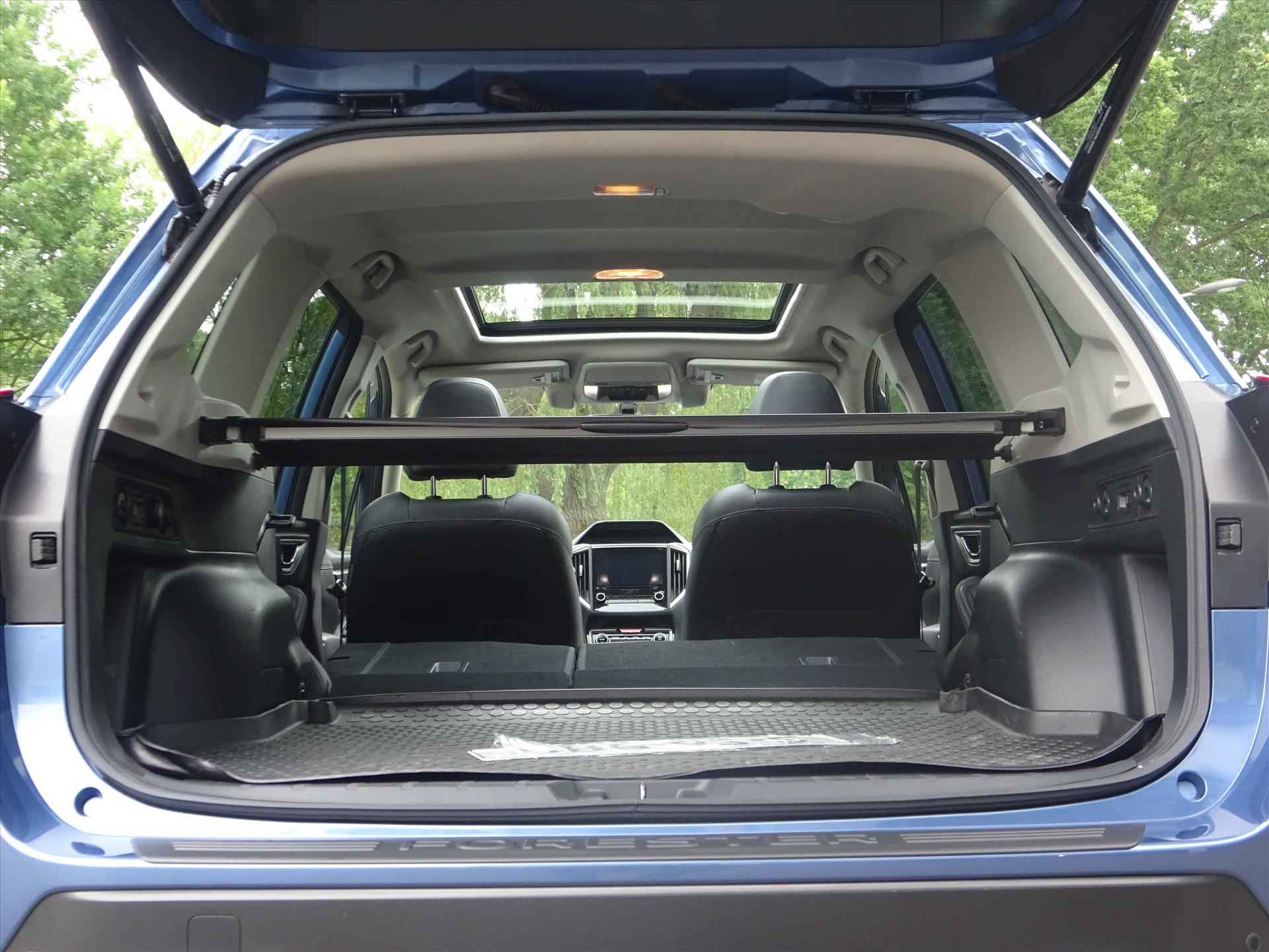 Subaru Forester 2.0i e-BOXER 150pk CVT First Edition | Navi | Afn. Trekh. | Pano | 1e Eigenaar. - 14/52