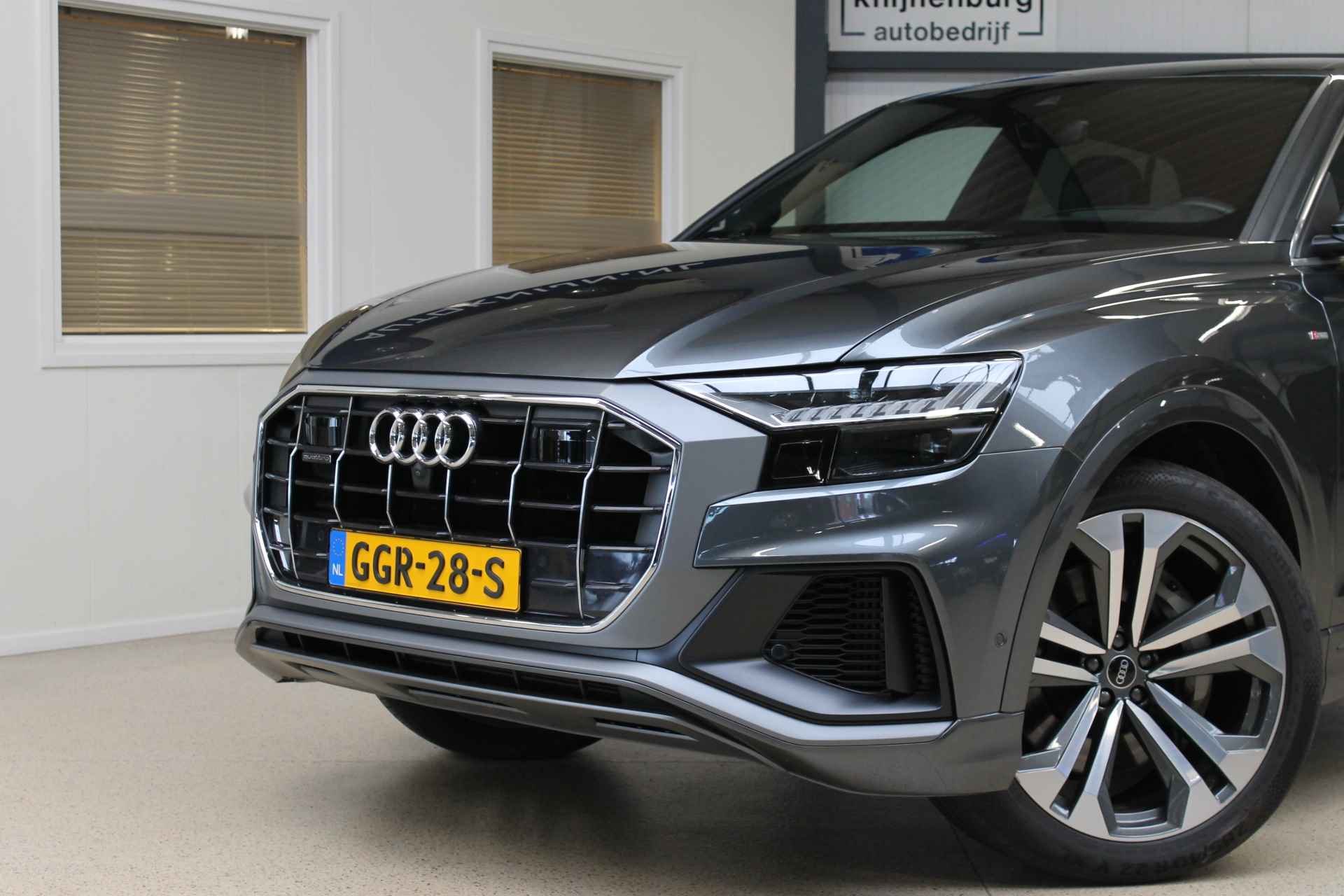 Audi Q8 55 TFSIe 380pk quattro Pro Line S | Luchtvering | Stoelen elek verstelbaar + geheugen, geventileerd & verwarmd | 360° camera | 100% (Dealer) onderhouden label - 4/75