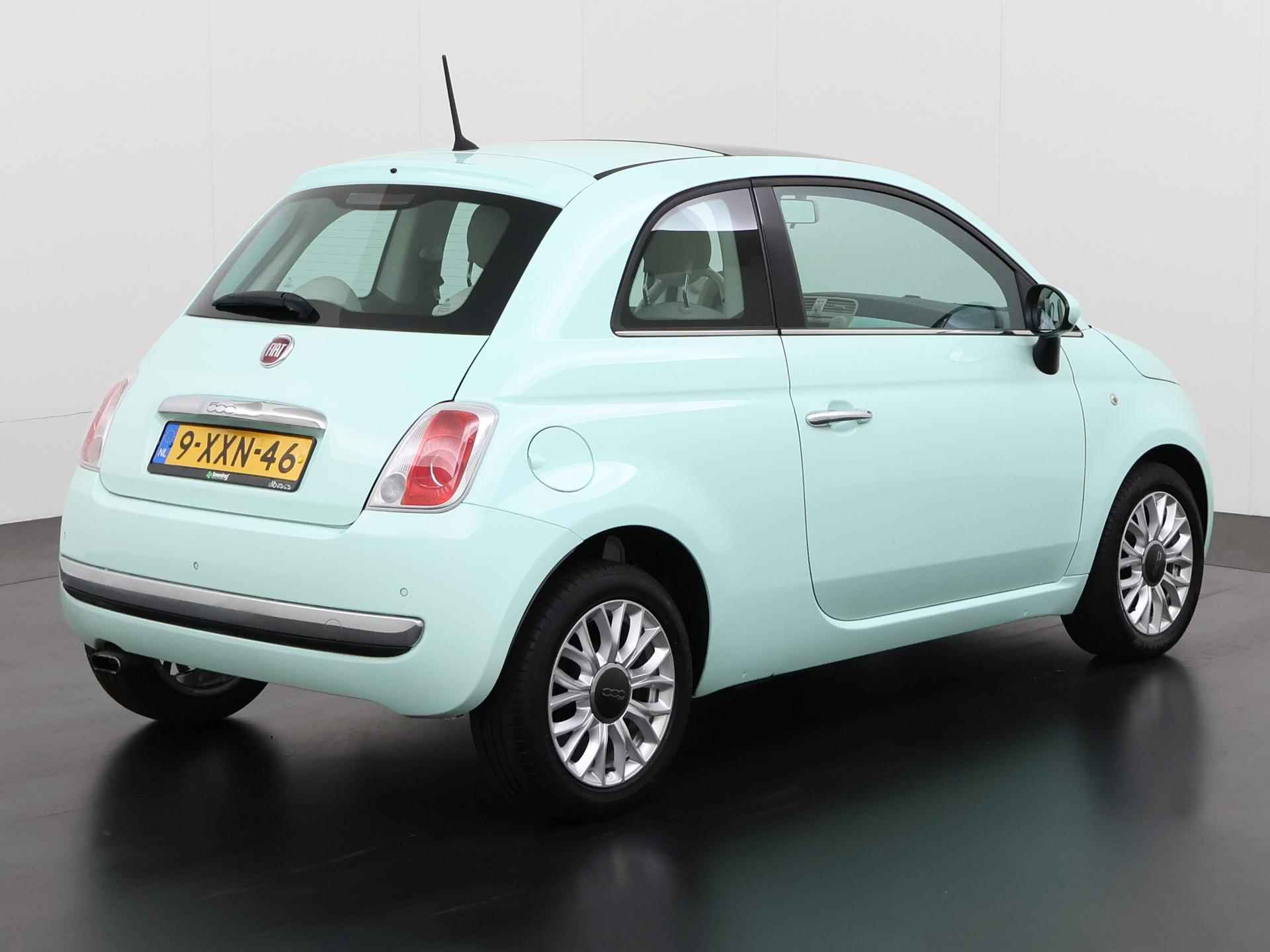 Fiat 500 0.9 TwinAir Turbo Lounge Automaat | Panoramadak | Parkeersensor | Lichtmetalen Velgen | Zondag Open! - 4/29