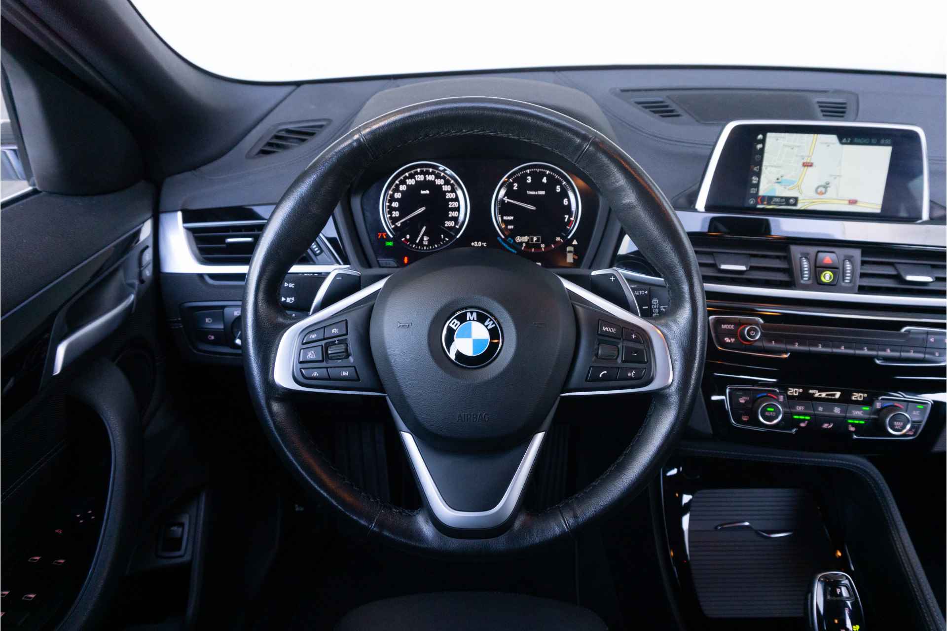 BMW X2 sDrive20i Executive / Achteruitrijcamera / Driving Assistant Plus / Sportstoelen / Hifi Systeem - 7/26