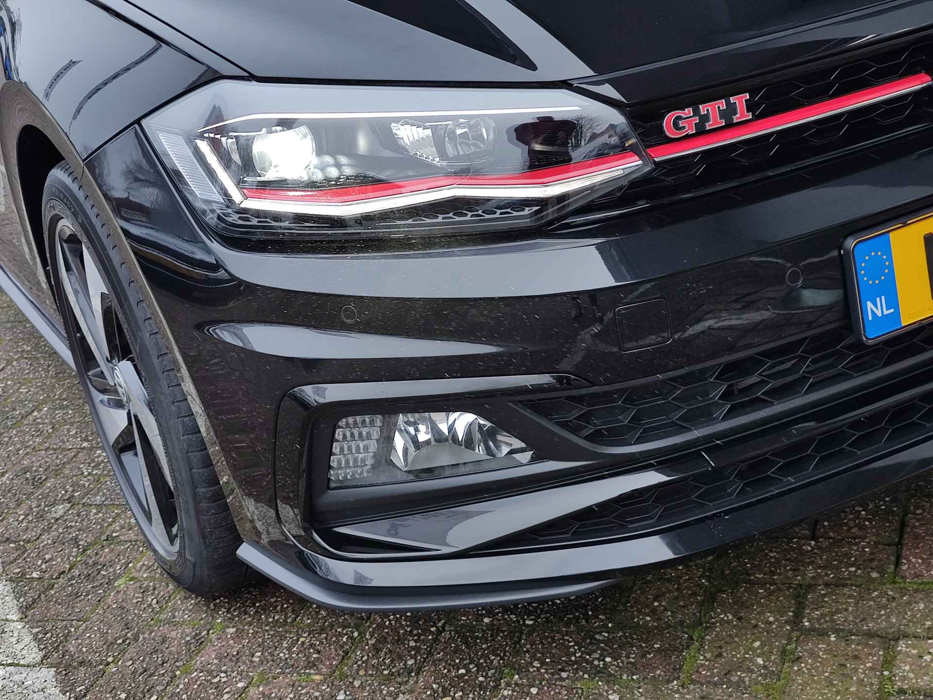 Volkswagen Polo 2.0 TSI GTI AUTOMAAT Navi | LED | Carplay/Android | Adaptive Cruise - 36/37