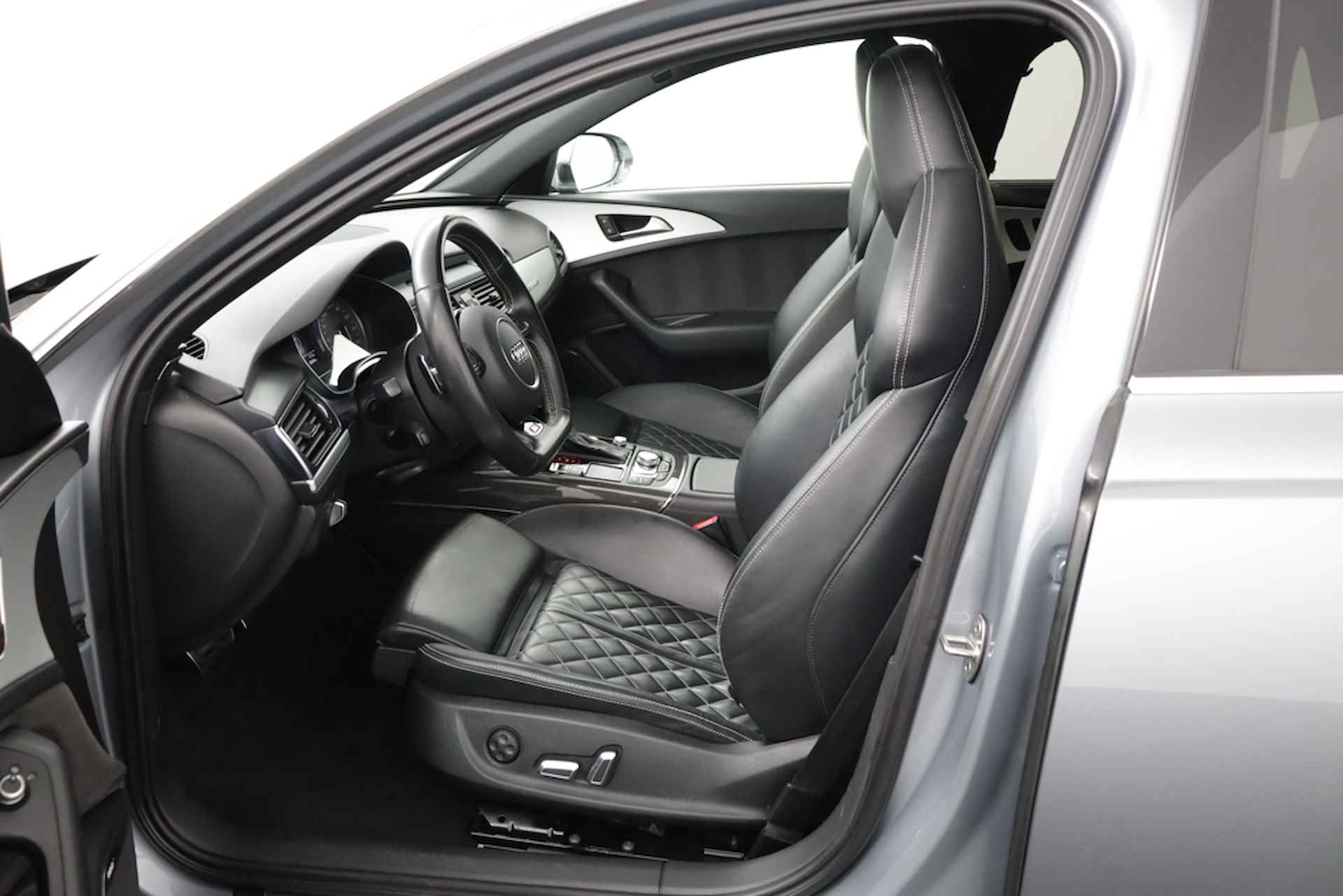 Audi S6 Avant 4.0 V8 TFSI S-LINE Pro Line Plus - 12 MND GARANTIE | Panorama | LED+ | Valcona leer | Bose Surround | Carbon -RIJKLAAR - 12/57
