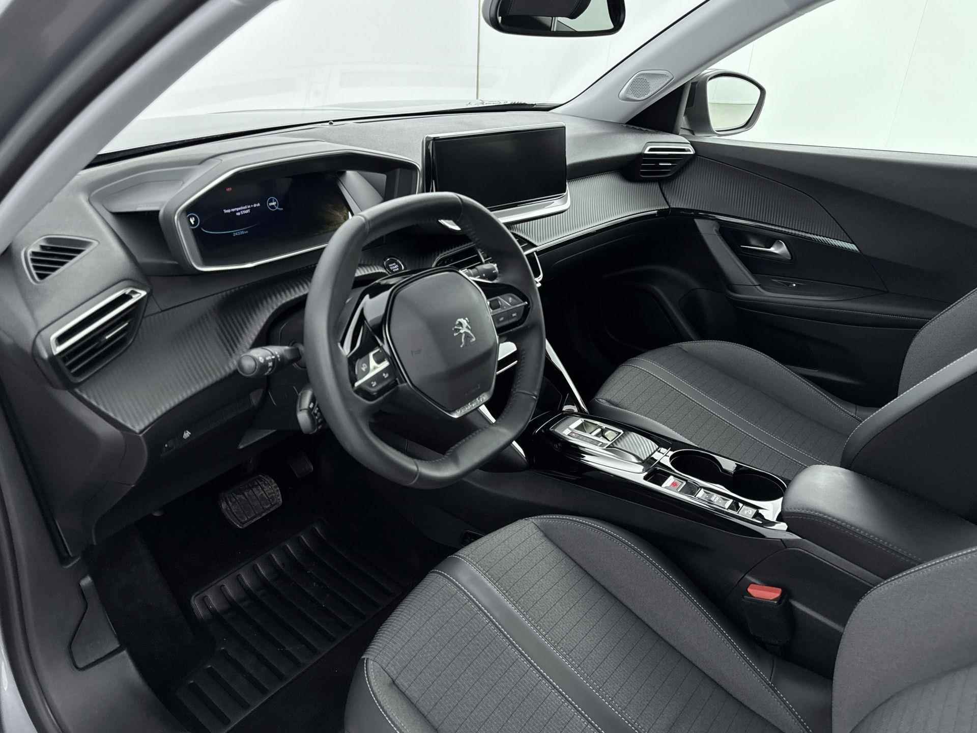 Peugeot e-2008 SUV EV 50kWh 136pk Allure Pack | Achteruitrijcamera | Navigatie | Stoelverwarming - 20/35