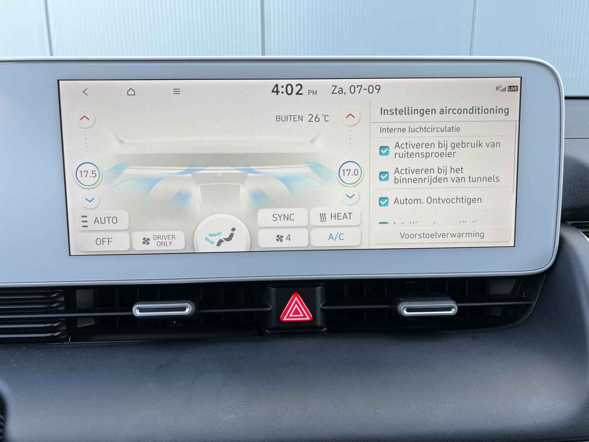 Hyundai IONIQ 5 73 kWh 218pk Connect Automaat | Leder | Climate | Camera | Keyless | Full Led | Navigatie | Winterpakket | Warmtepomp | 19" Lich - 26/31