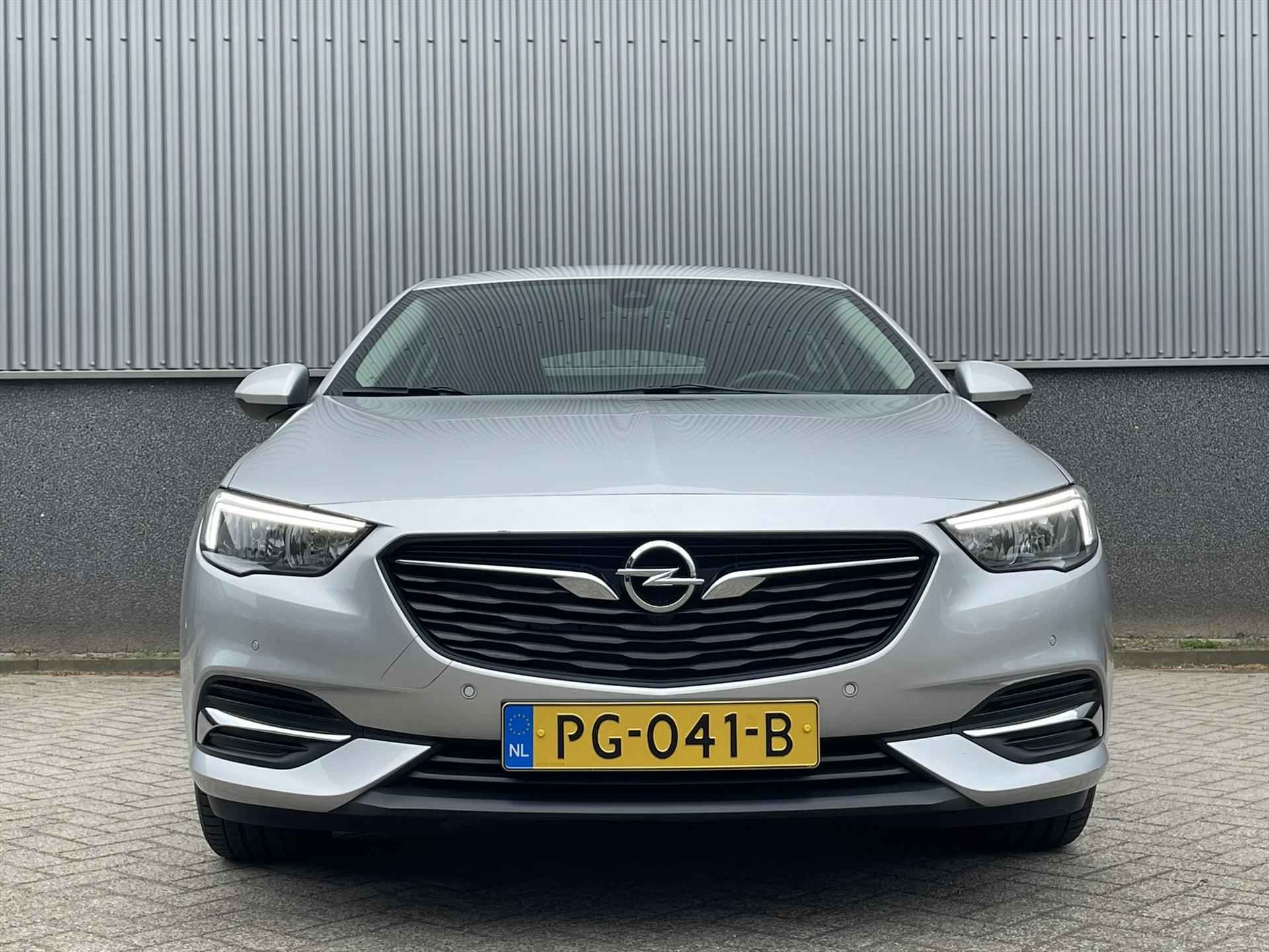 Opel Insignia Grand Sport 1.5T 140pk EDITION | Navigatie | Parkingpack | Dodehoek detectie | 1400 kg Trekgewicht - 2/35