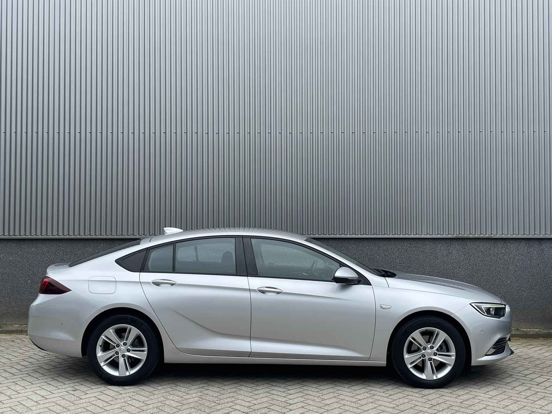 Opel Insignia Grand Sport 1.5T 140pk EDITION | Navigatie | Parkingpack | Dodehoek detectie | 1400 kg Trekgewicht - 4/35