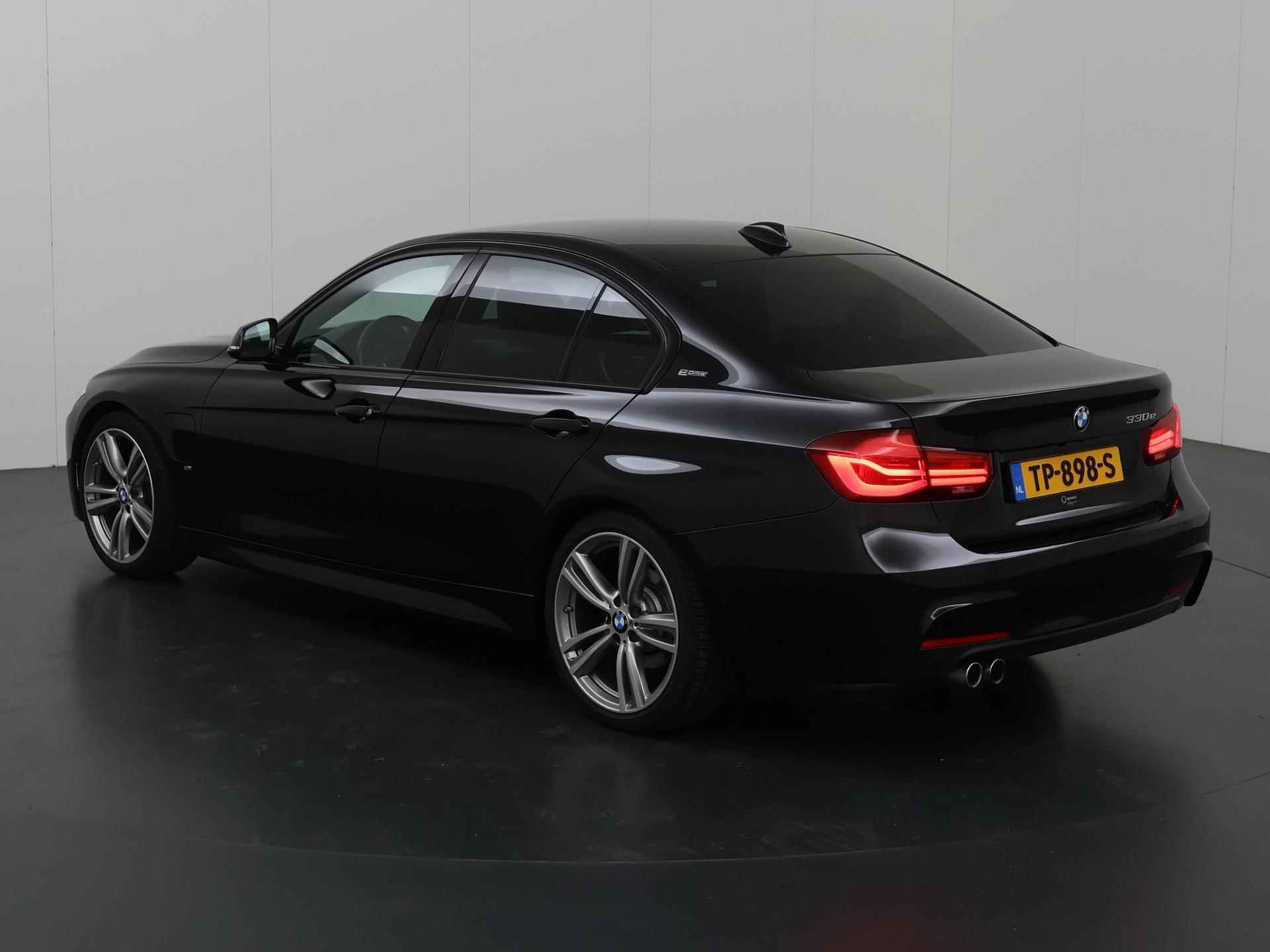 BMW 3-serie 330e Edition M Sport Shadow Executive | Navigatie | Parkeercamera | Parkeersensoren | Dodehoekdetectie | Leder | - 23/43