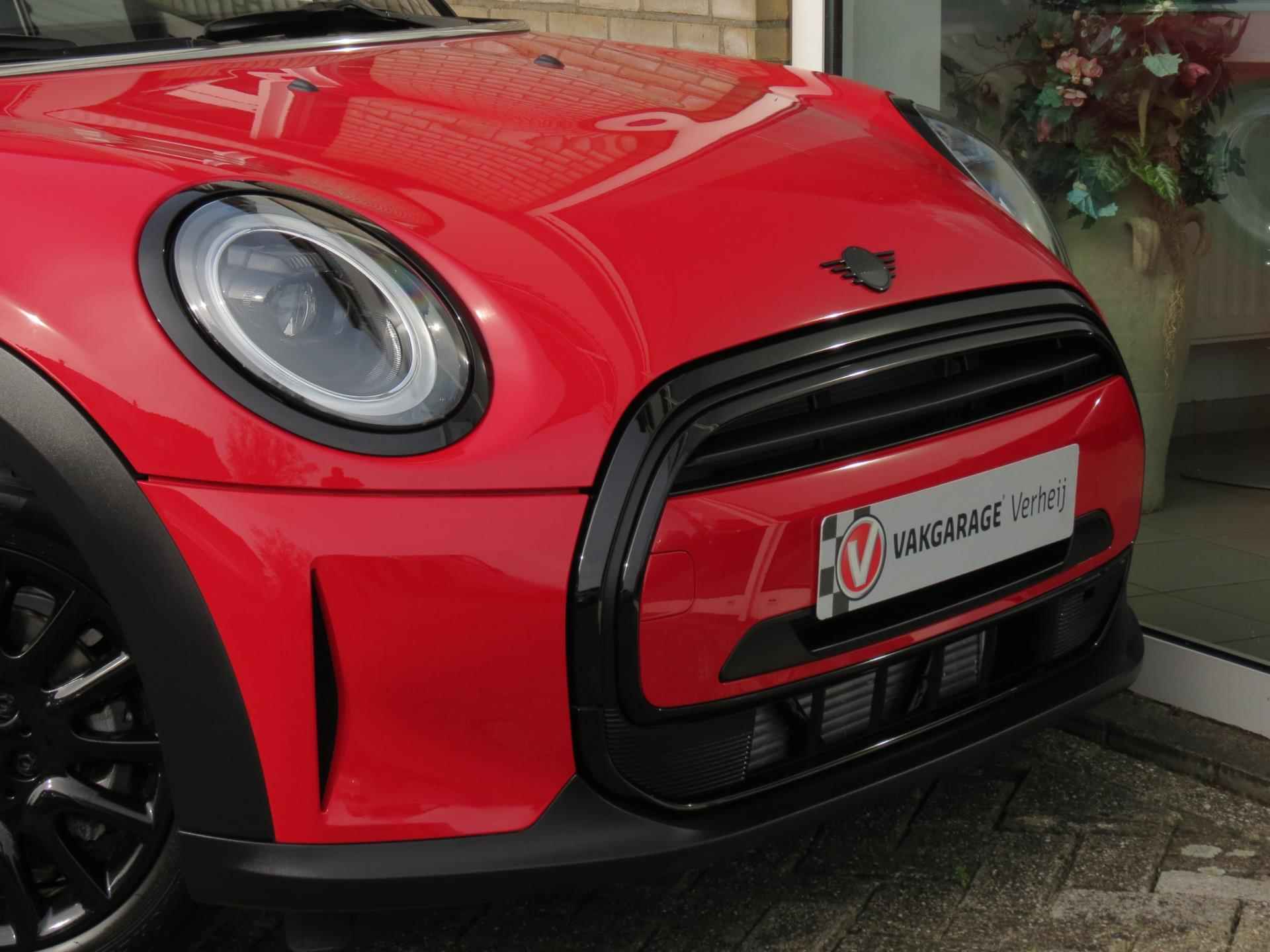 Mini Mini Cabrio 1.5 Cooper BlackPack|Car-Play Navi|Vol Leder|LED|Clima|Stoelverw. - 3/28