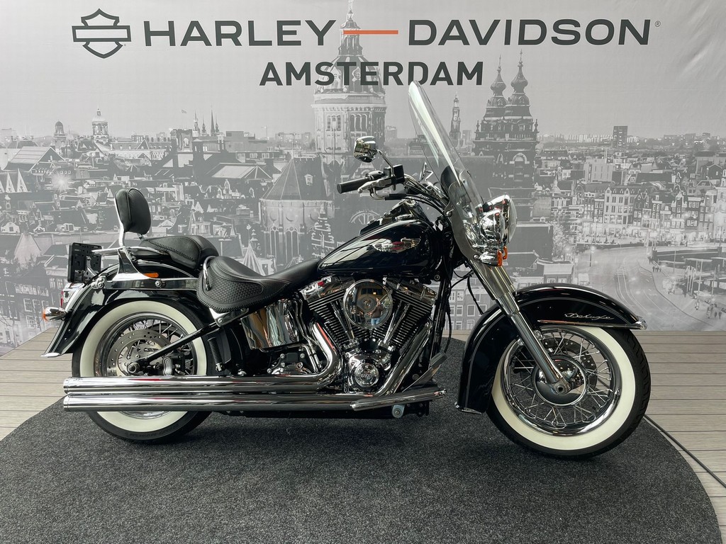 Harley-Davidson FLSTN De Luxe