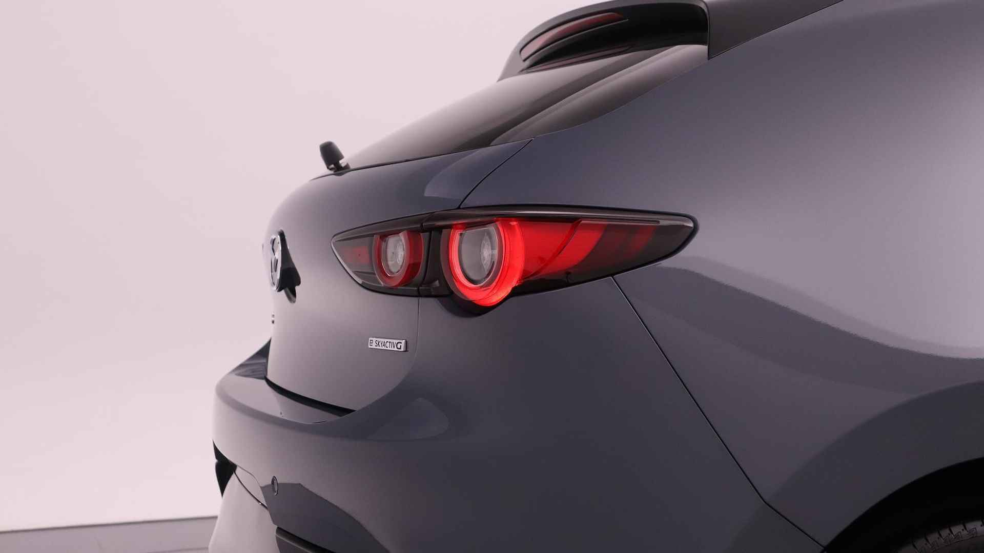 Mazda 3 2.0 e-SkyActiv-G 150 Homura | Uit voorraad leverbaar | - 11/27
