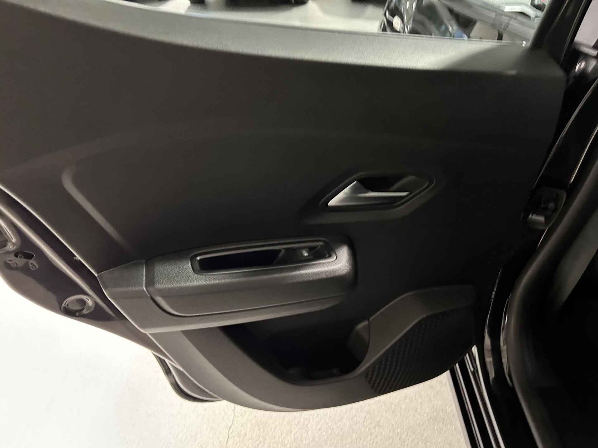 Dacia Sandero 1.0 TCe 90 Comfort Led|Apple Carplay Android Auto|Parkeersensoren|camera |Dodehoek detectie - 29/38