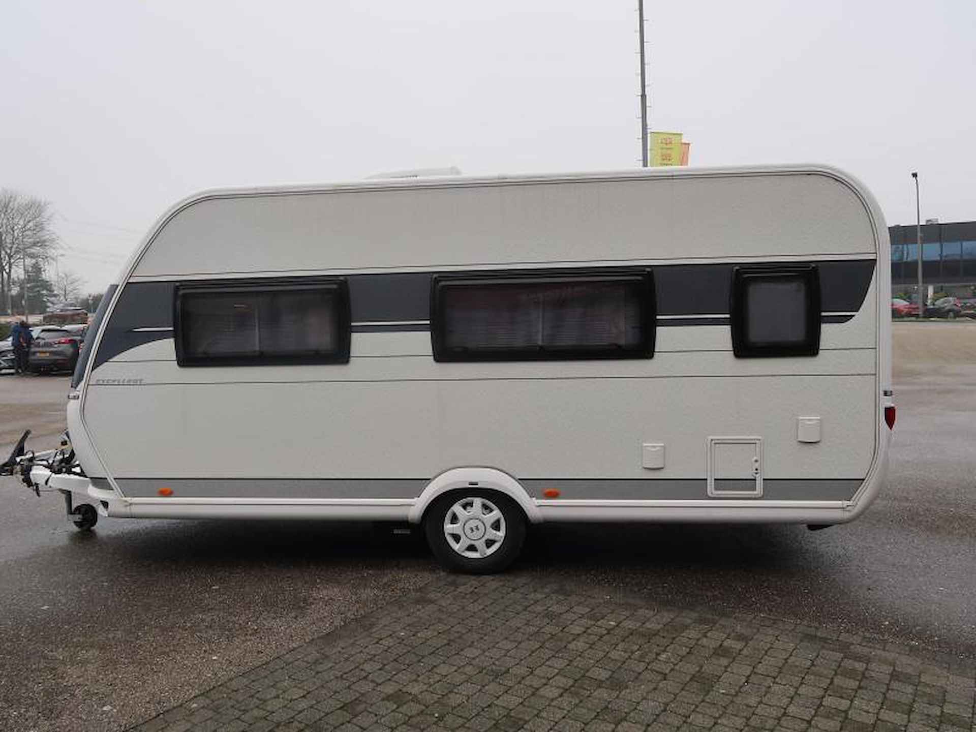 Hobby Excellent 460 SL MOVER LUIFEL VOORTENT - 22/25