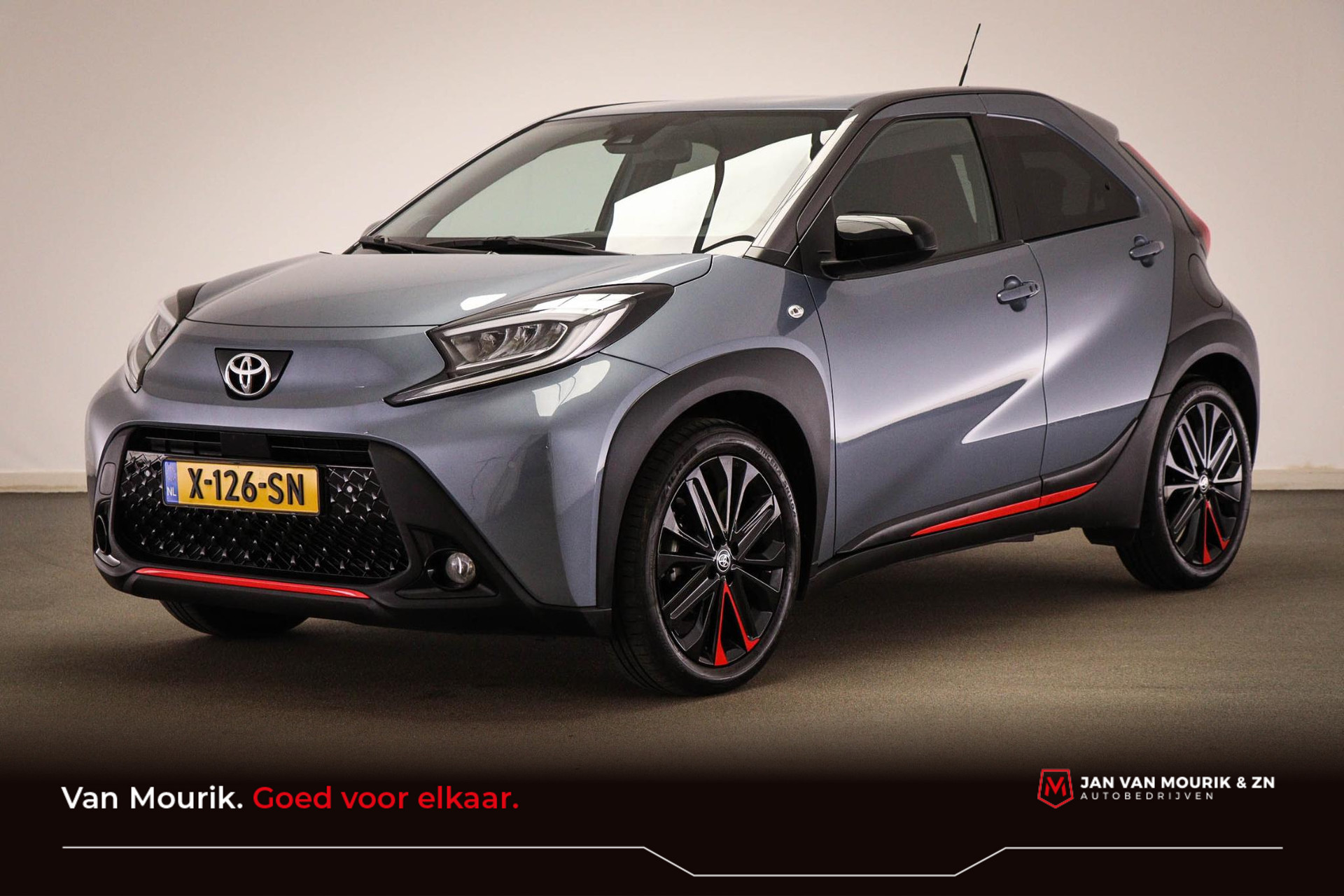 Toyota Aygo X 1.0 VVT-i S-CVT Premium | JBL DAB | UNDERCOVER | CAMERA | 18"