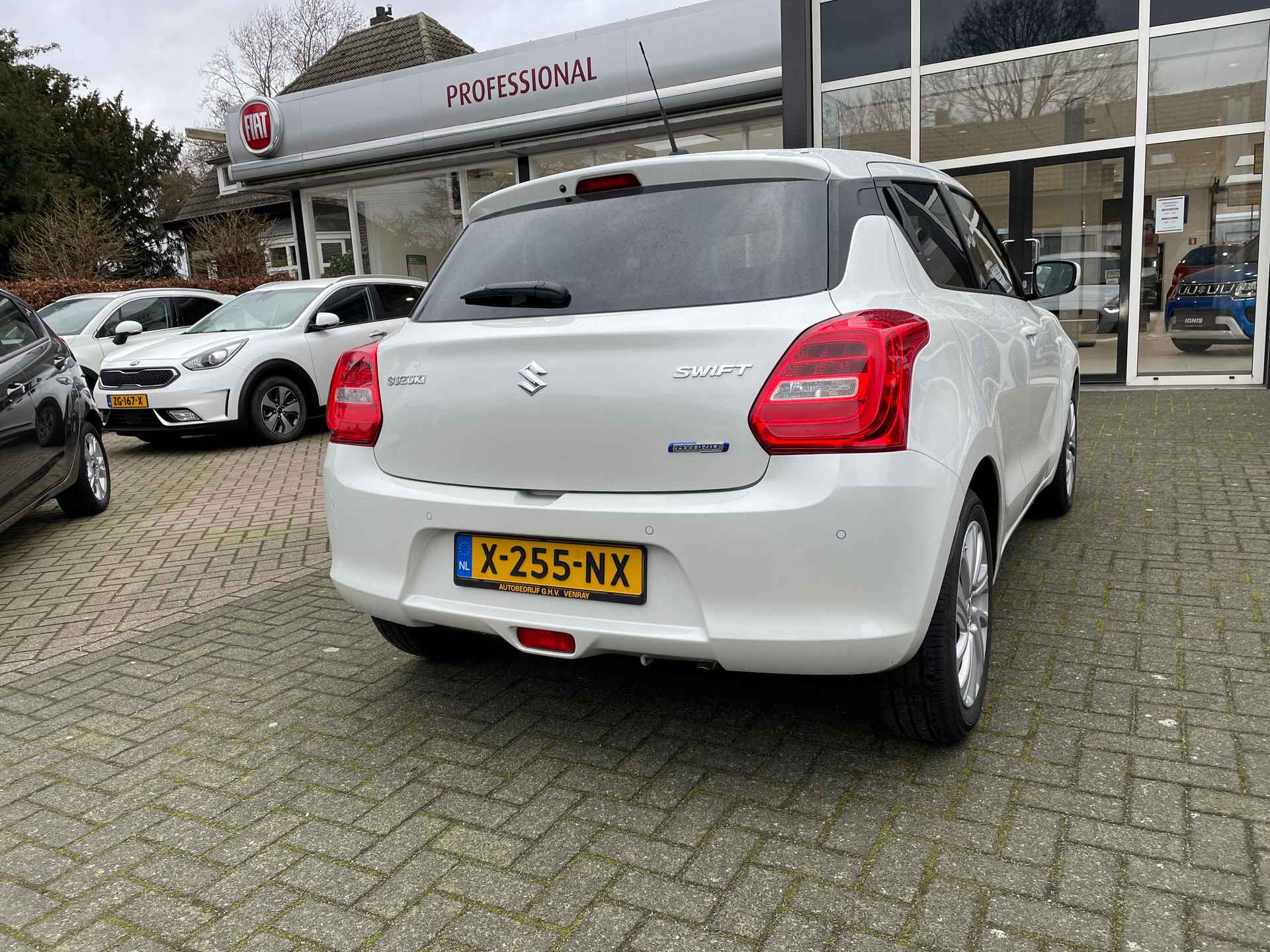 SUZUKI Swift 1.2 DualJet 83pk Smart Hybrid S&amp;S Select - 11/43